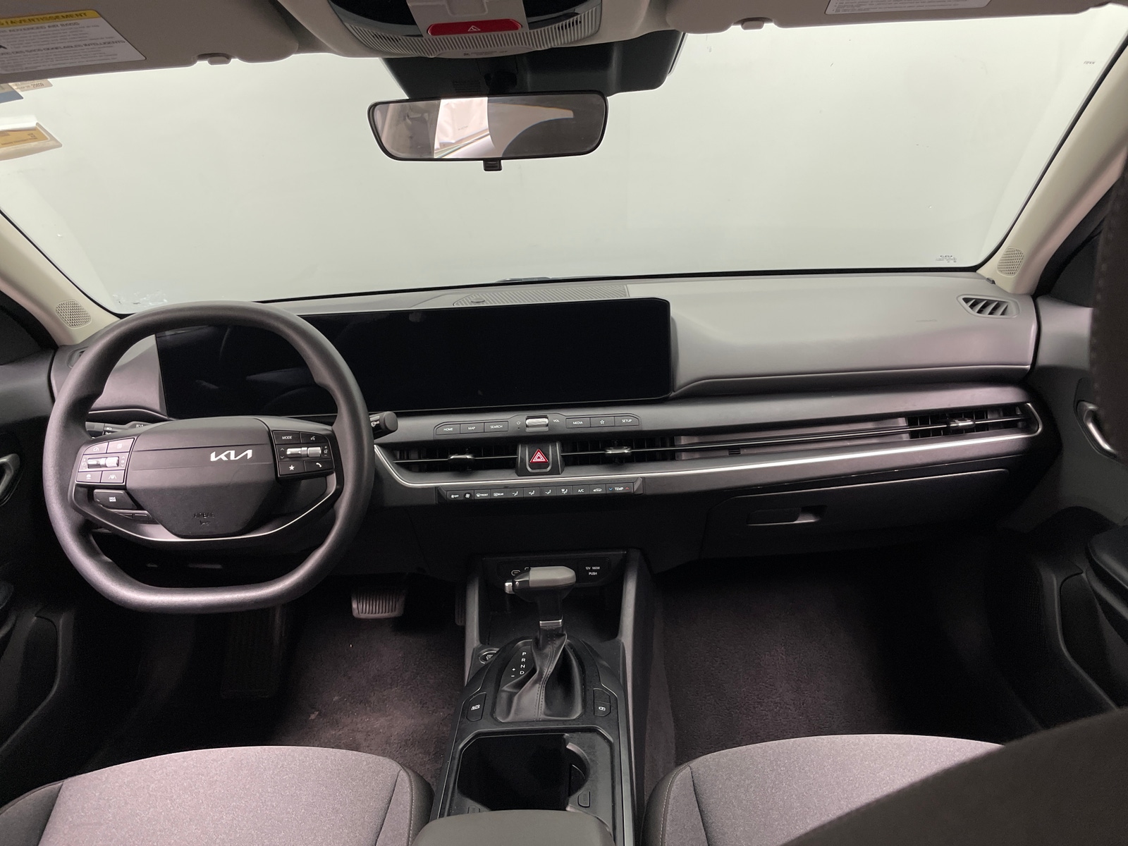 Thumbnail: 2025 Kia K4 - 3