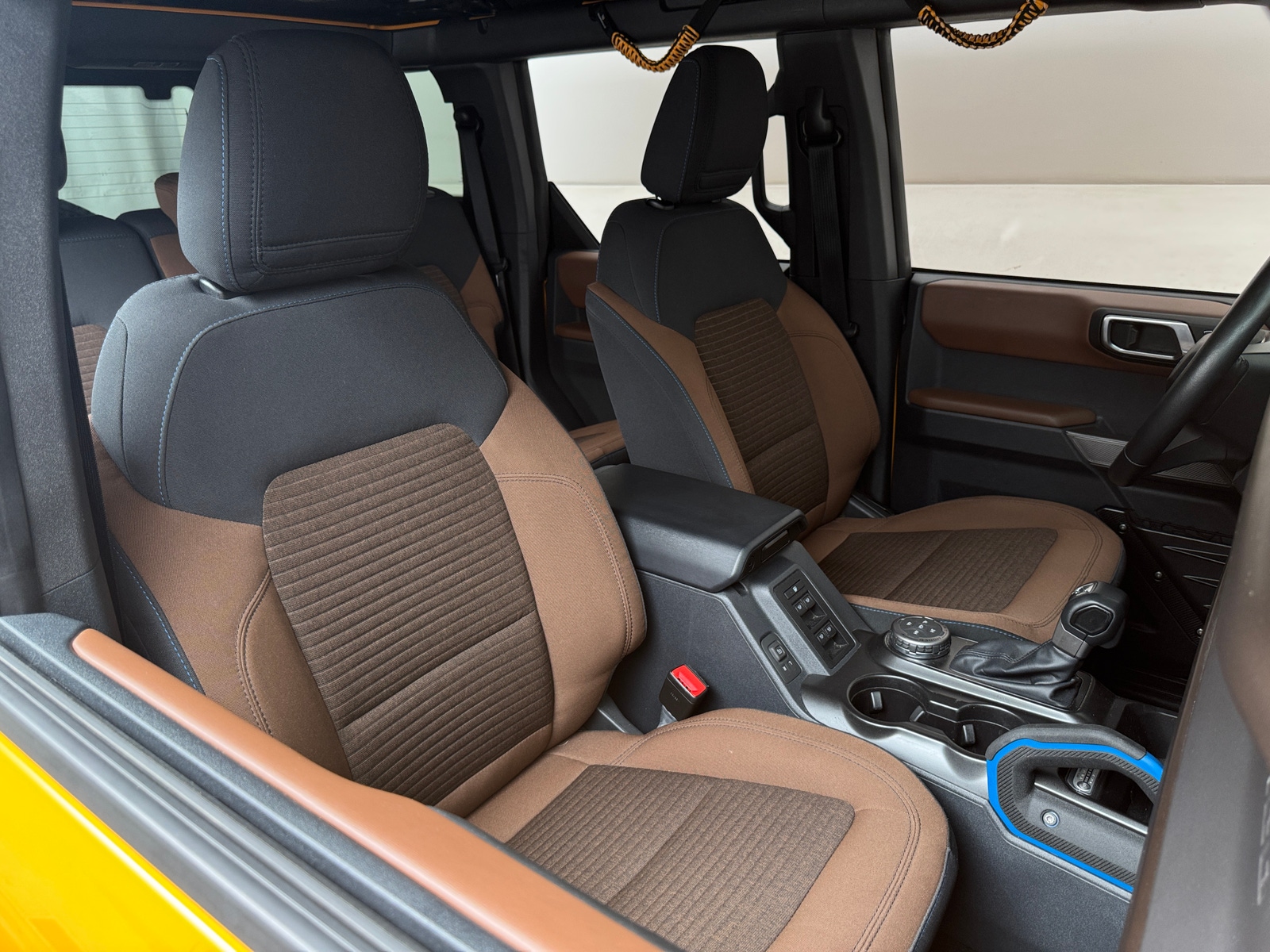 Thumbnail: 2022 Ford Bronco - 2