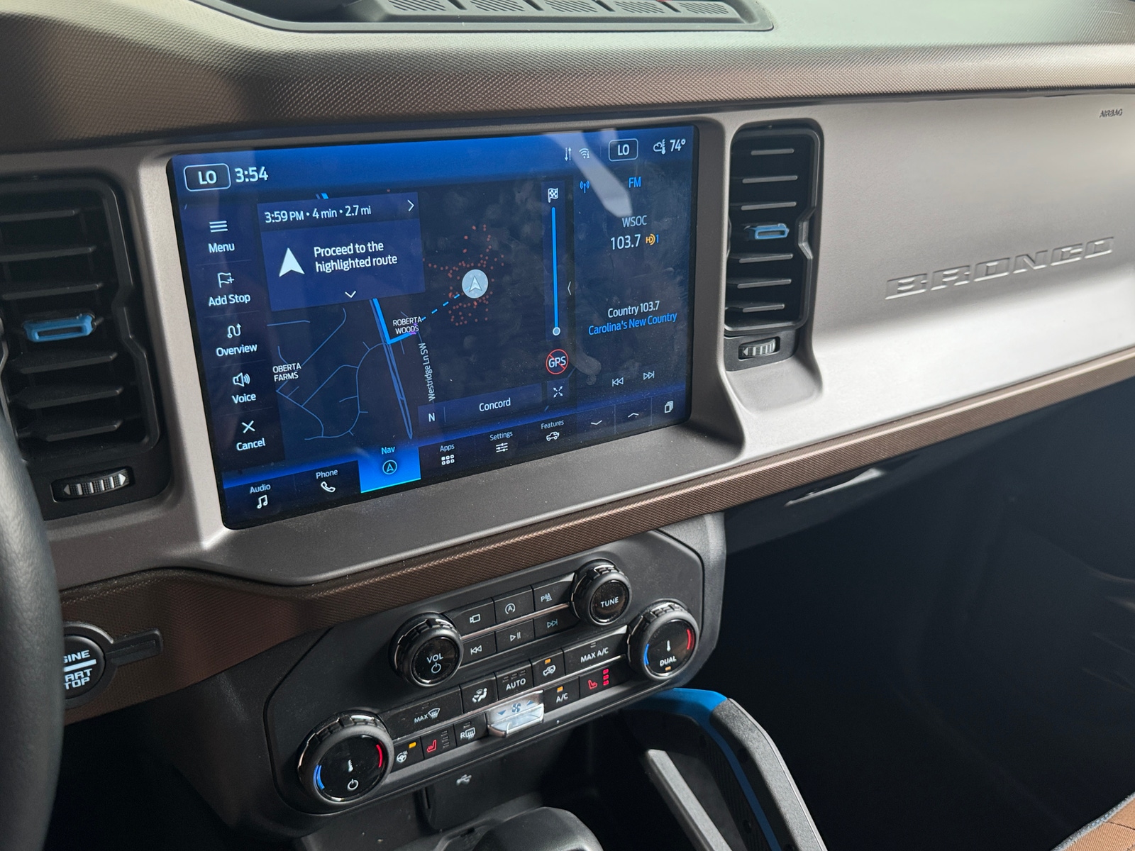 Thumbnail: 2022 Ford Bronco - 4