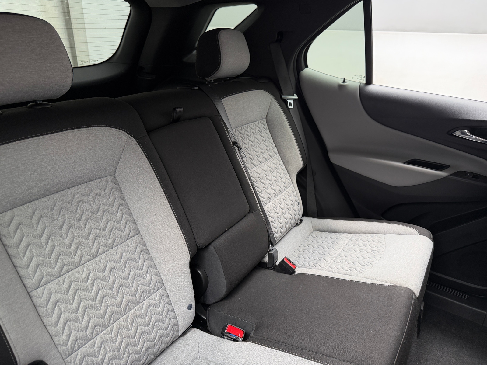 Thumbnail: 2023 Chevrolet Equinox - 6