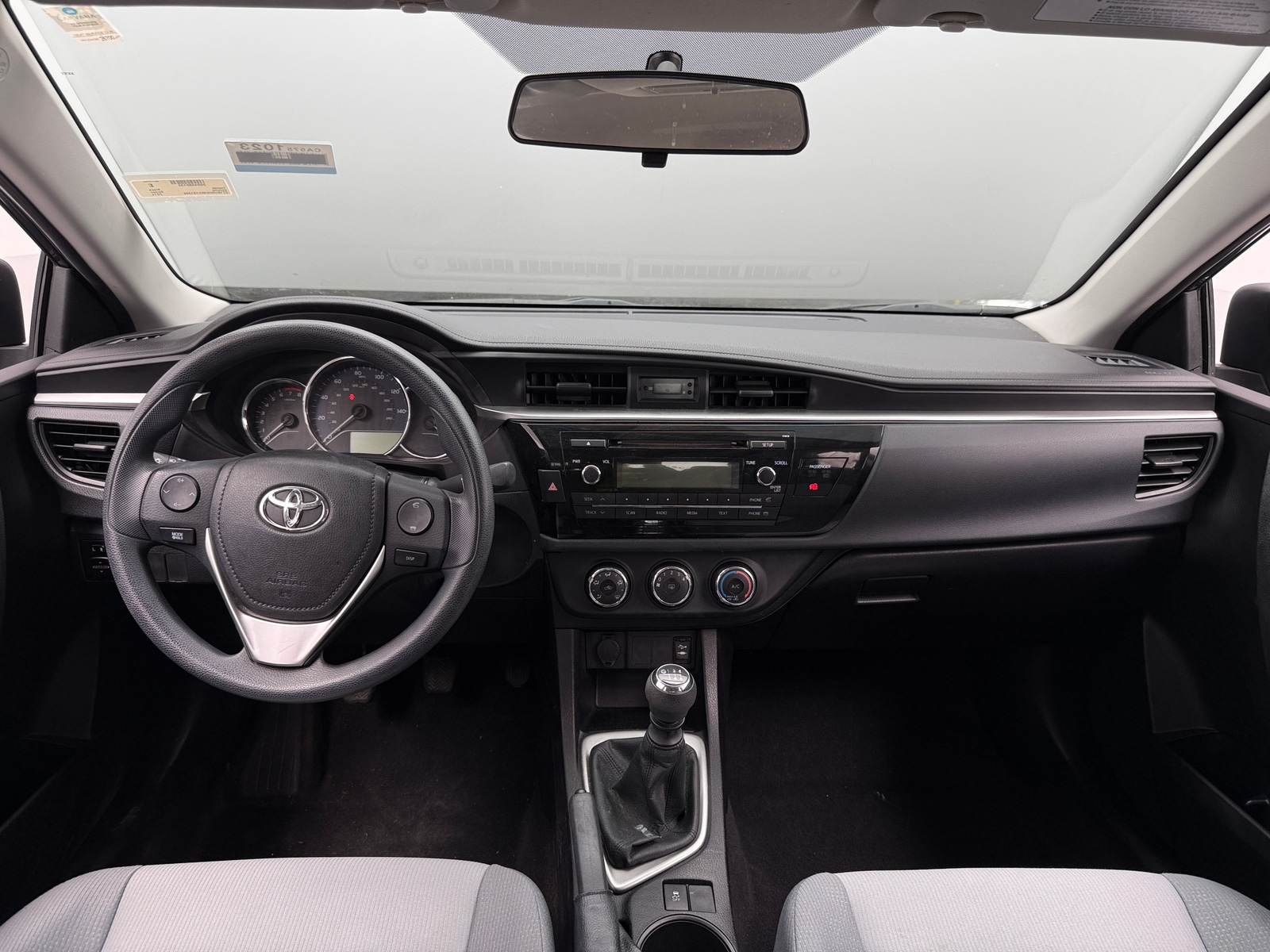 Thumbnail: 2014 Toyota Corolla - 3