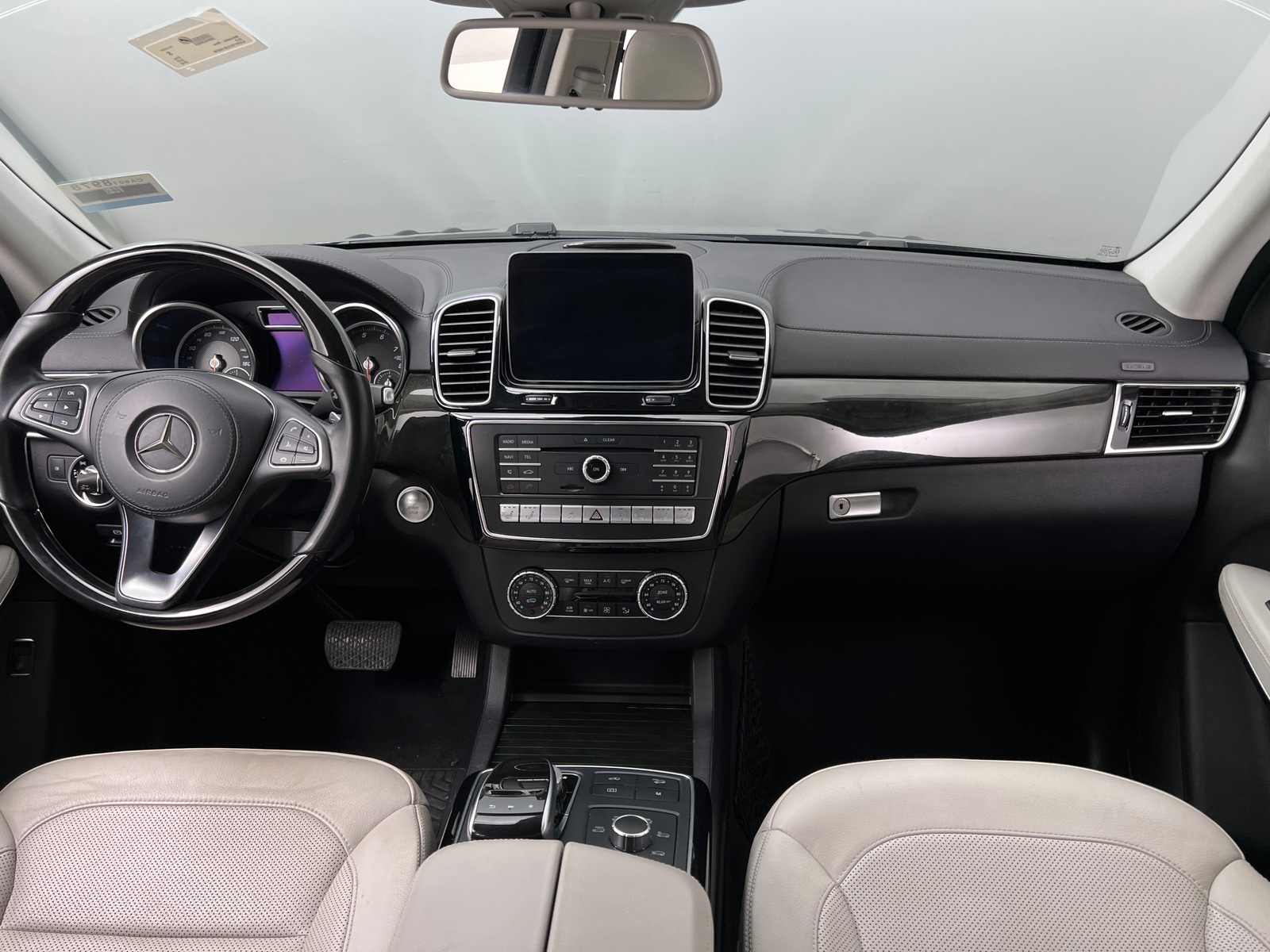 Thumbnail: 2018 Mercedes-Benz GLS - 2