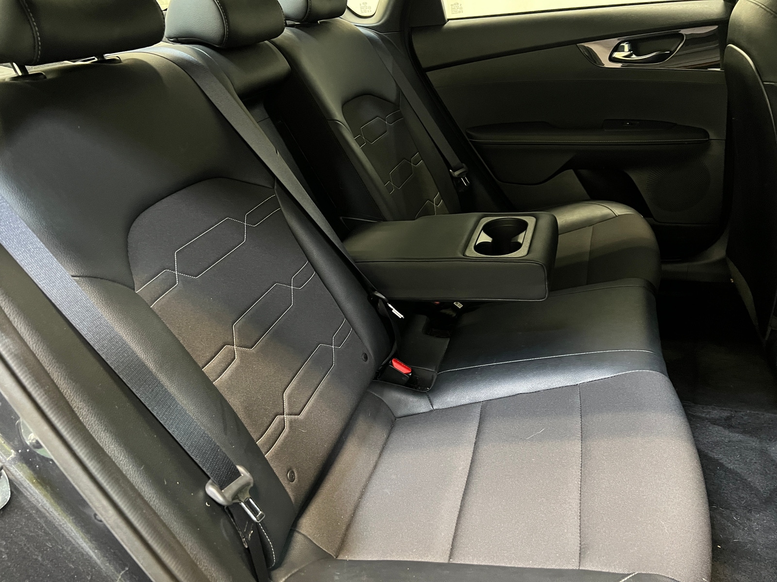 Thumbnail: 2020 Kia Forte - 6