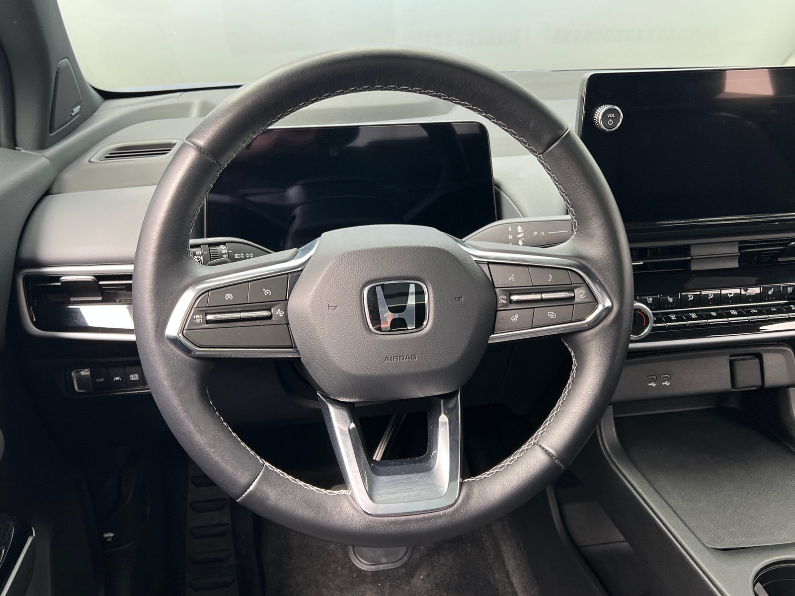 Thumbnail: 2024 Honda Prologue - 4