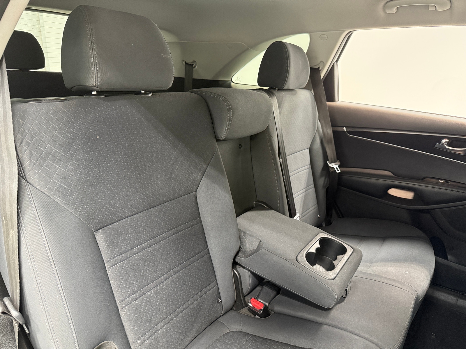 Thumbnail: 2019 Kia Sorento - 6