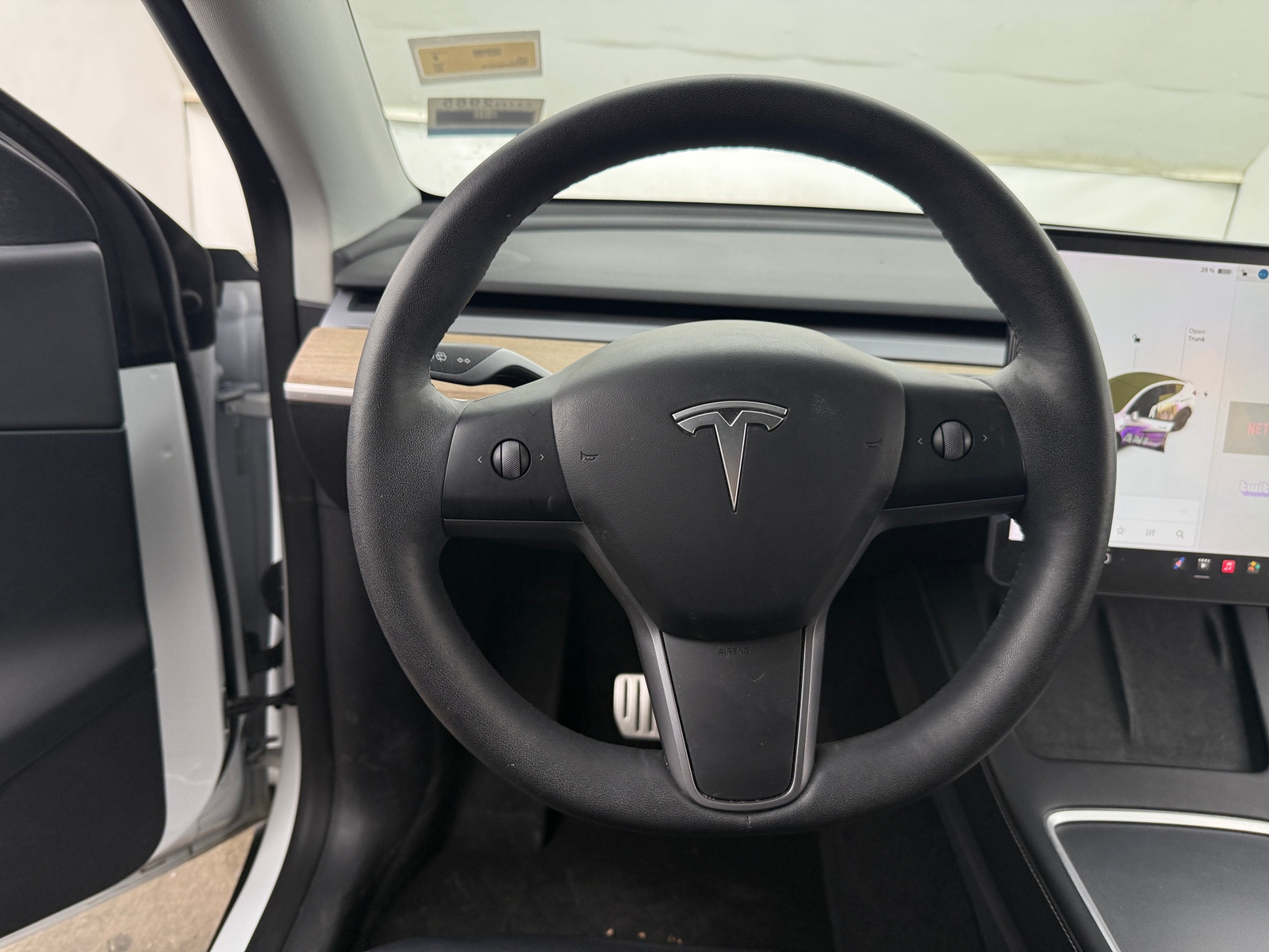 Thumbnail: 2022 Tesla Model Y - 4