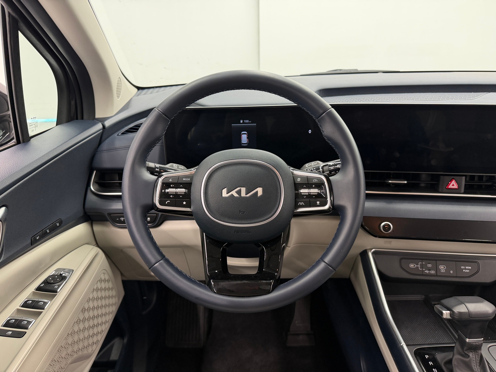 Thumbnail: 2025 Kia Carnival - 4
