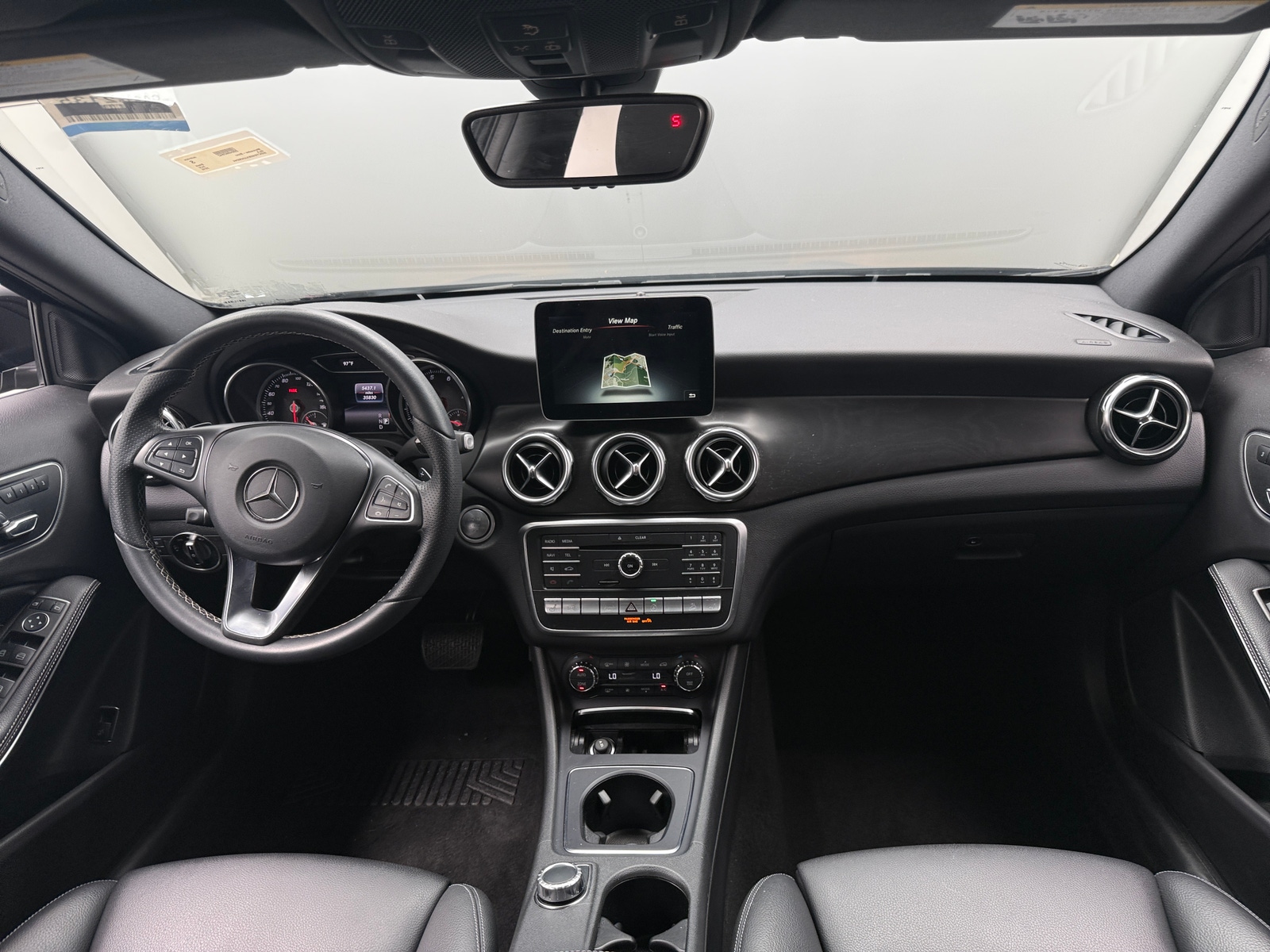 Thumbnail: 2018 Mercedes-Benz GLA - 2