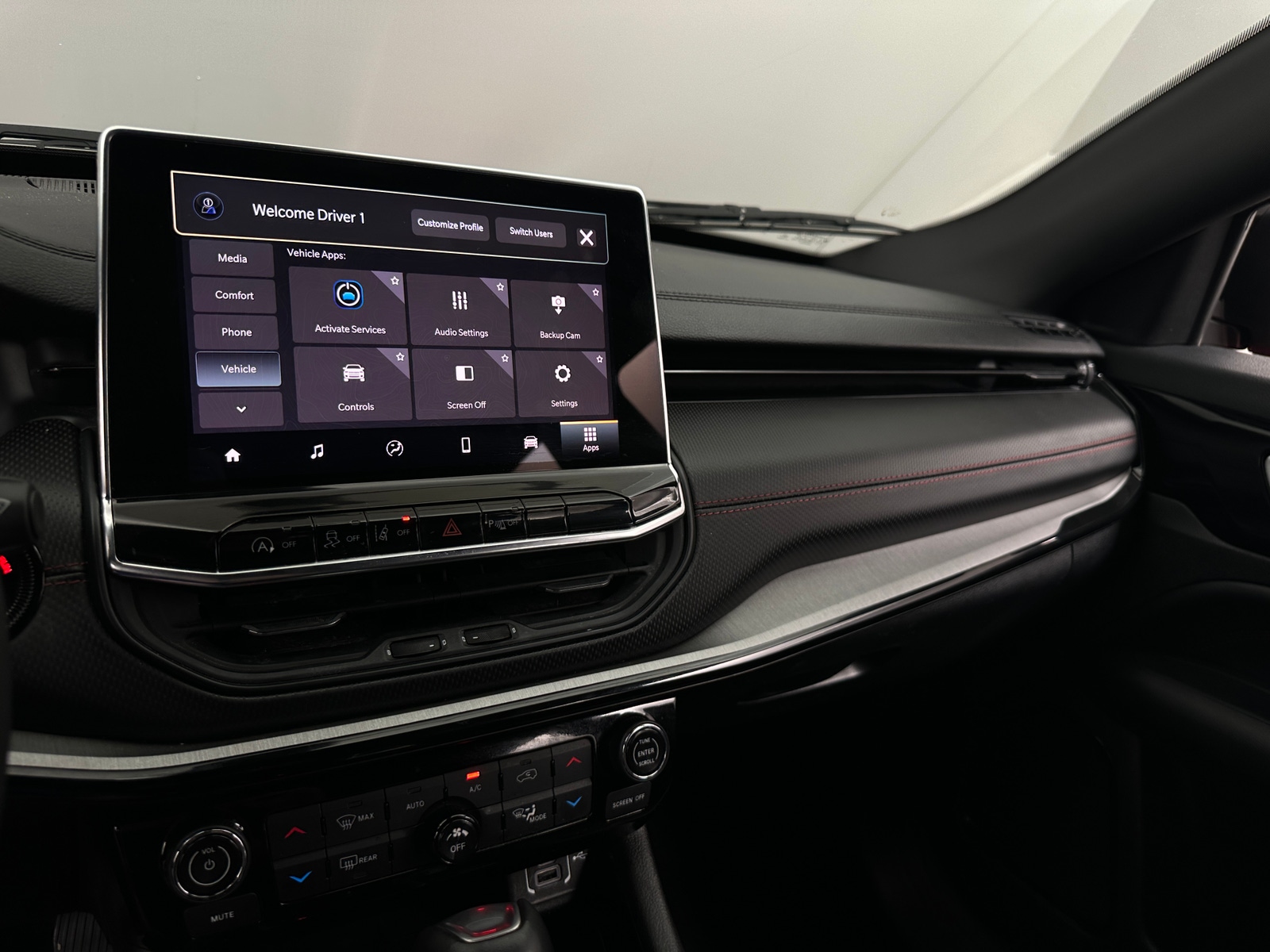 Thumbnail: 2025 Jeep Compass - 4