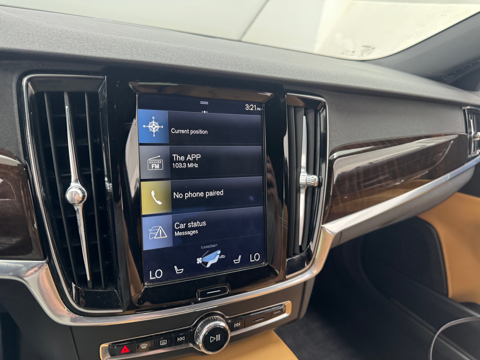 Thumbnail: 2017 Volvo S90 - 3