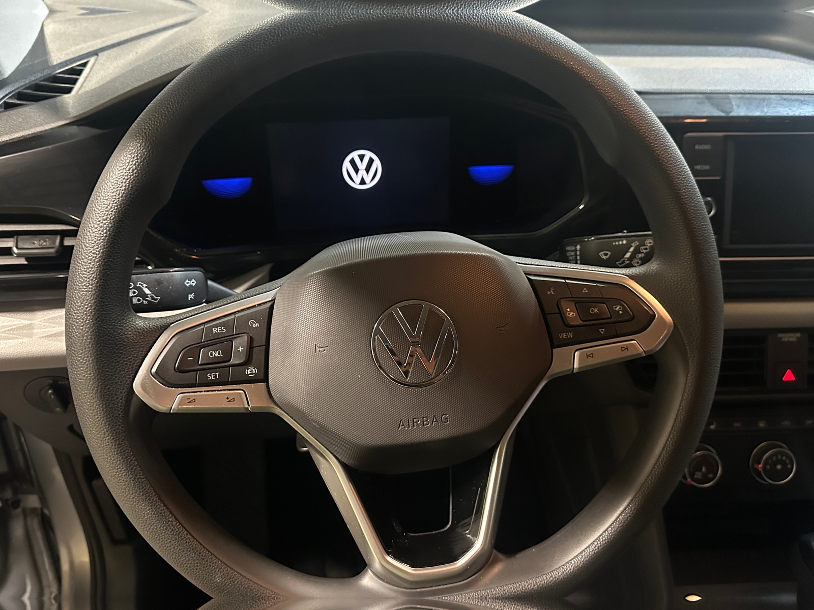 Thumbnail: 2022 Volkswagen Taos - 5