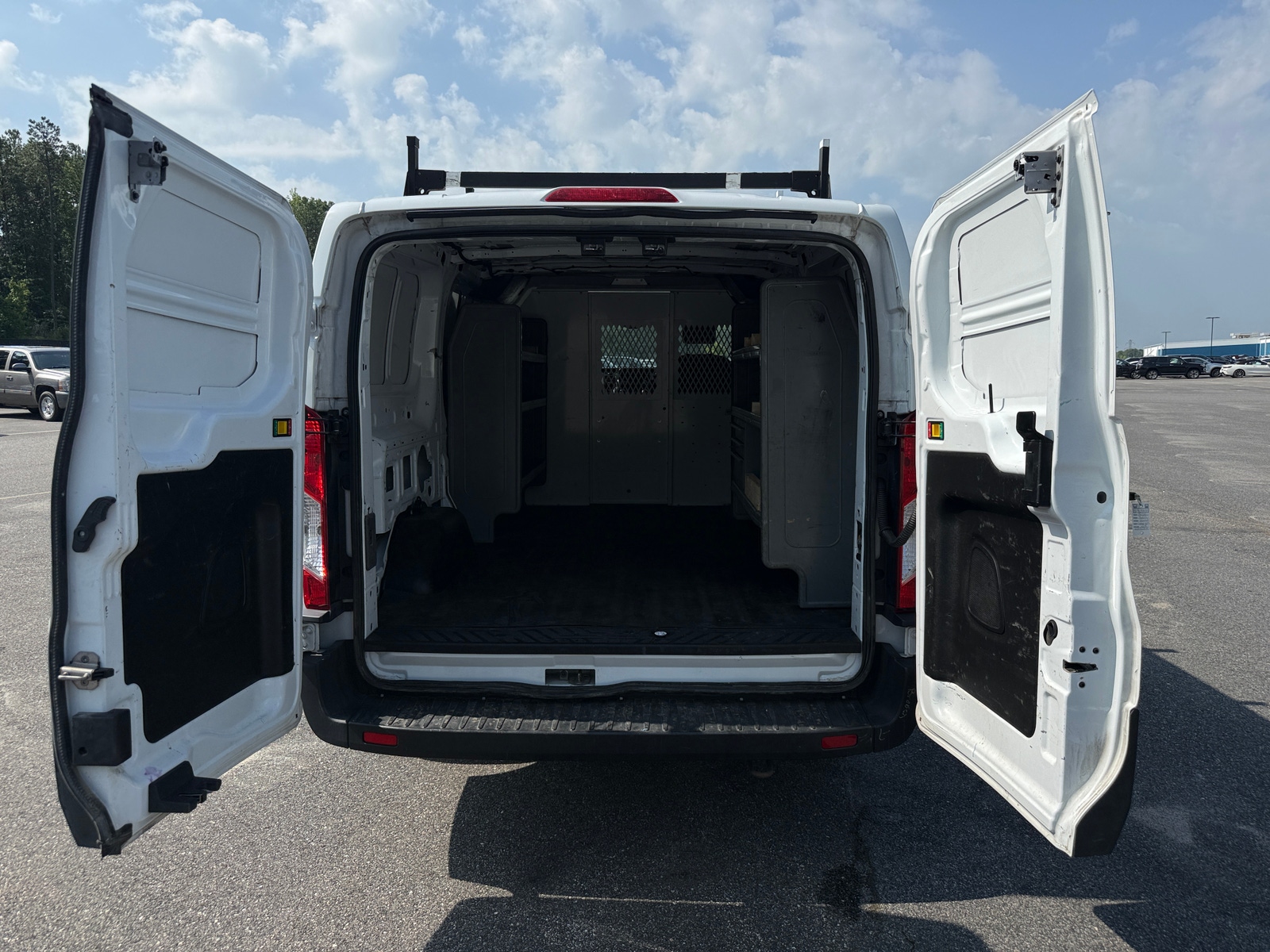 Thumbnail: 2020 Ford Transit Series - 5
