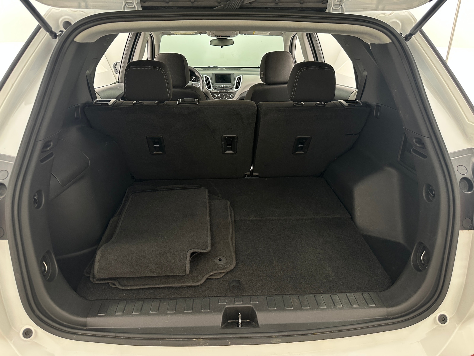 Thumbnail: 2023 Chevrolet Equinox - 7