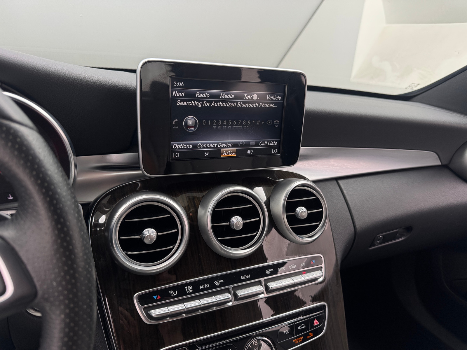 Thumbnail: 2018 Mercedes-Benz C-Class - 3