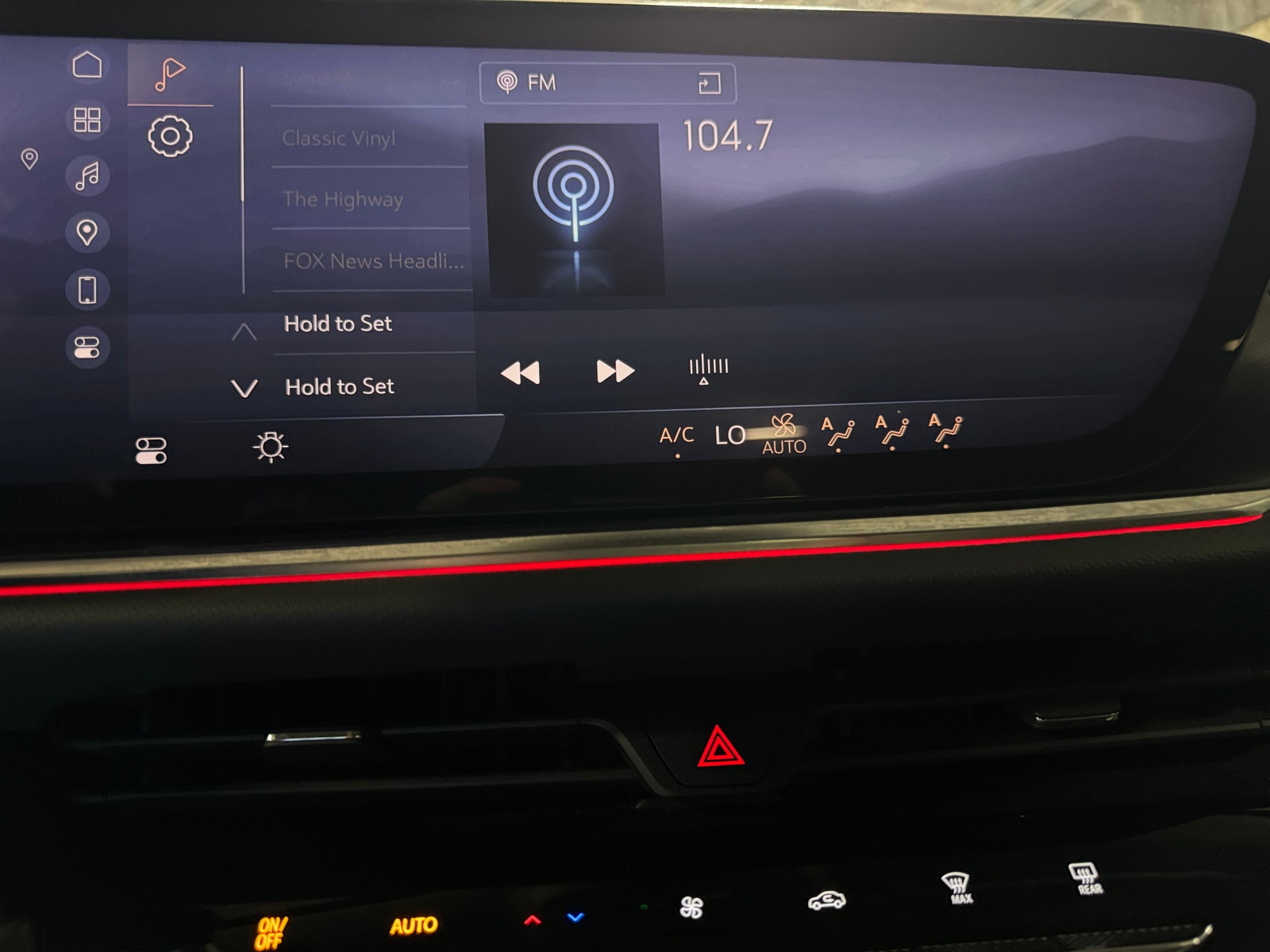 Thumbnail: 2024 Buick Envision - 3