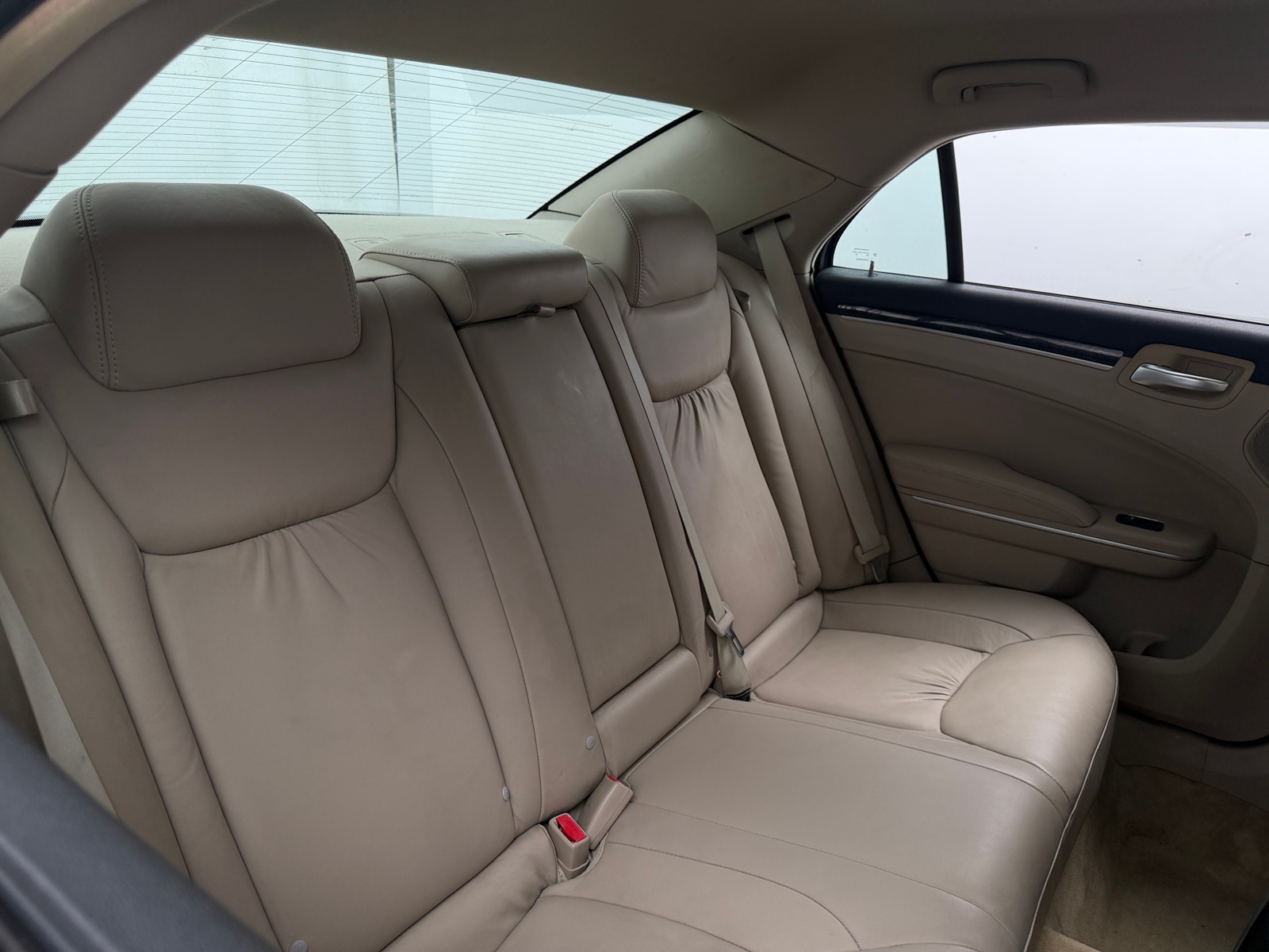 Thumbnail: 2011 Chrysler 300 - 6