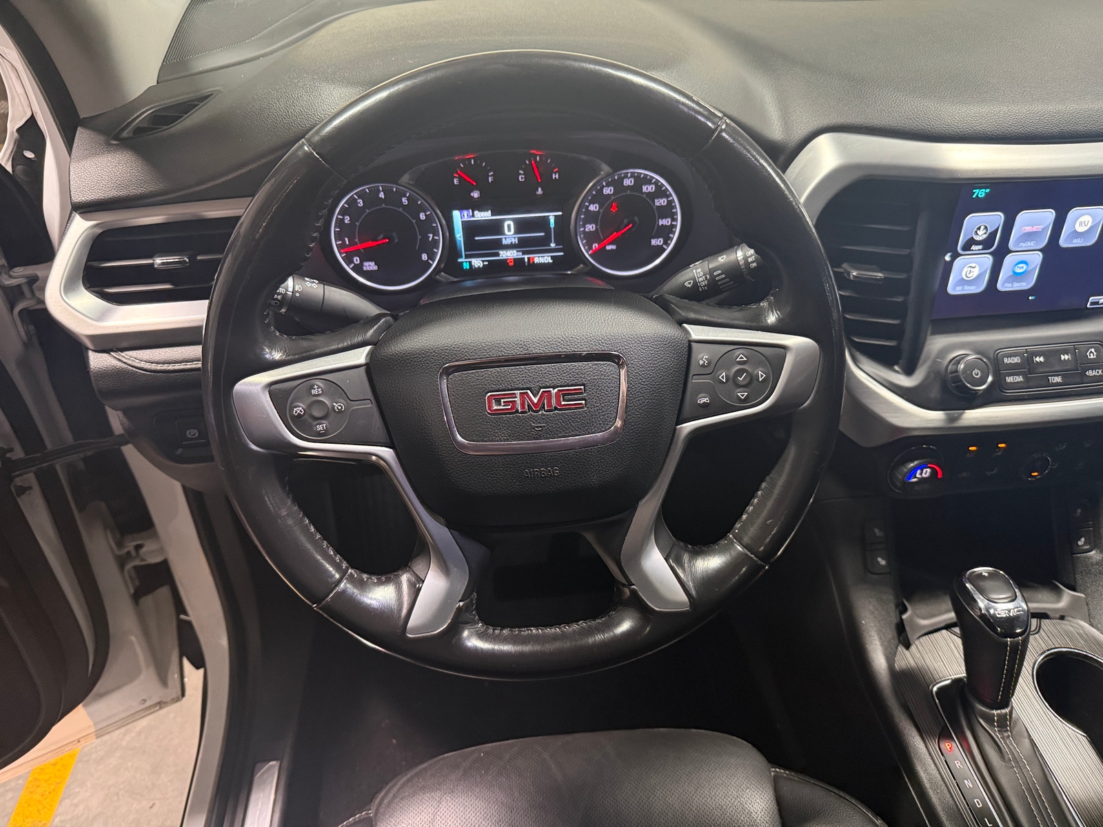 Thumbnail: 2019 GMC Acadia - 4