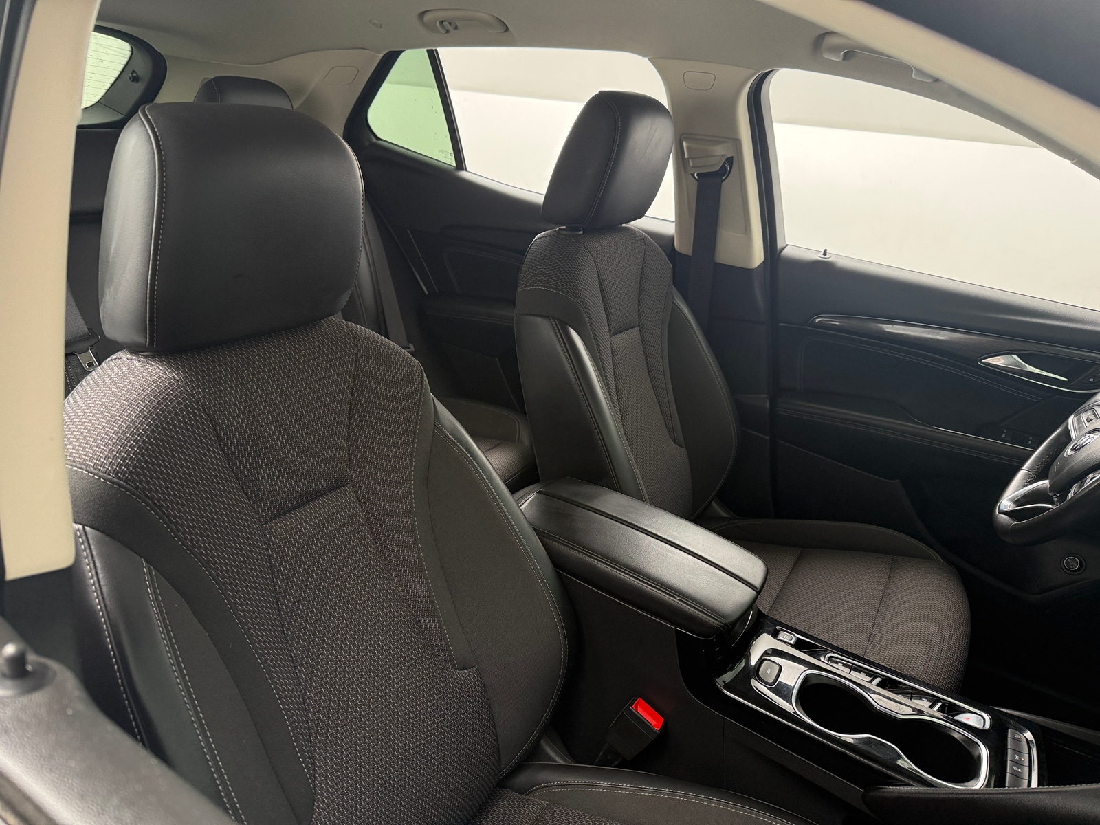 Thumbnail: 2022 Buick Envision - 2