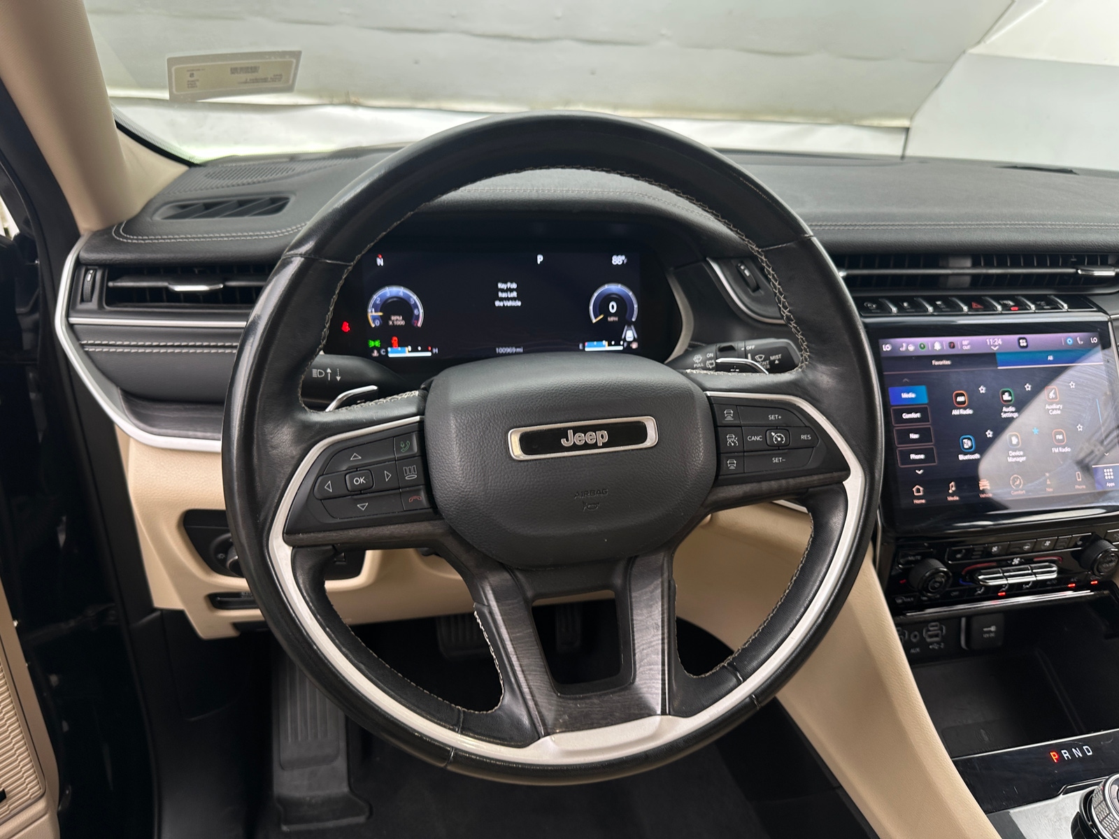 Thumbnail: 2022 Jeep Grand Cherokee L - 4