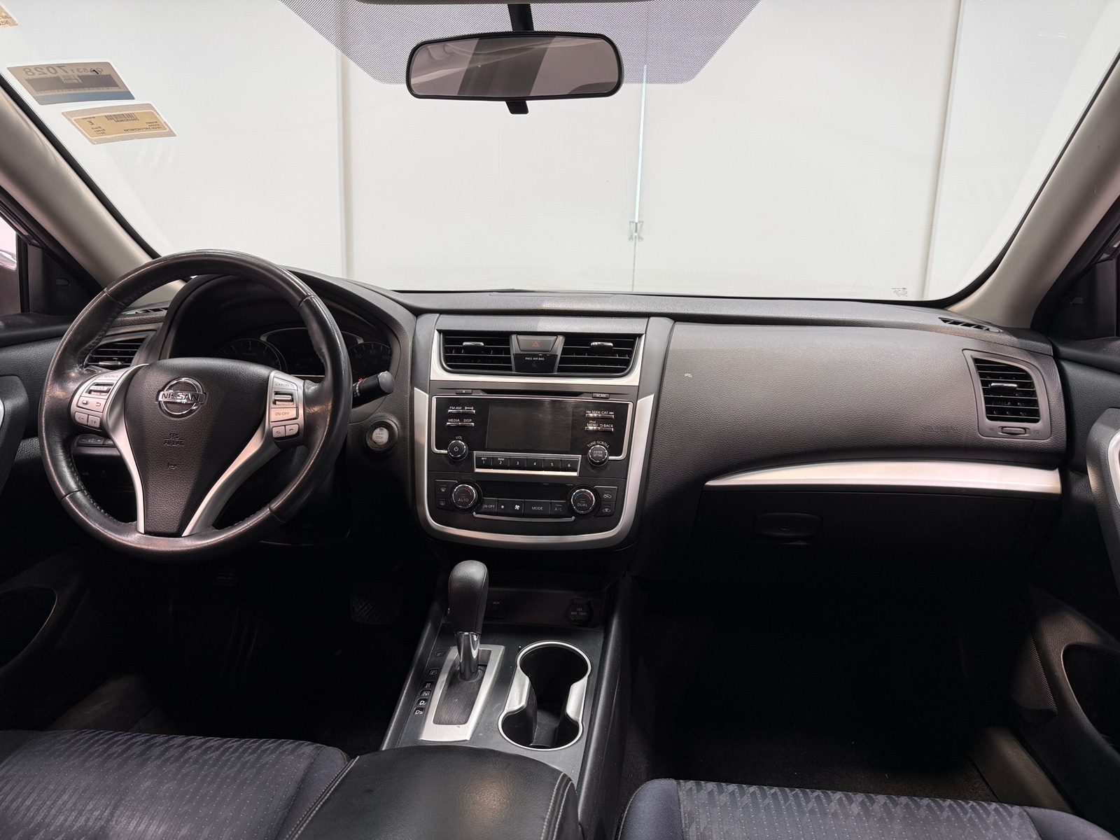 Thumbnail: 2017 Nissan Altima - 3