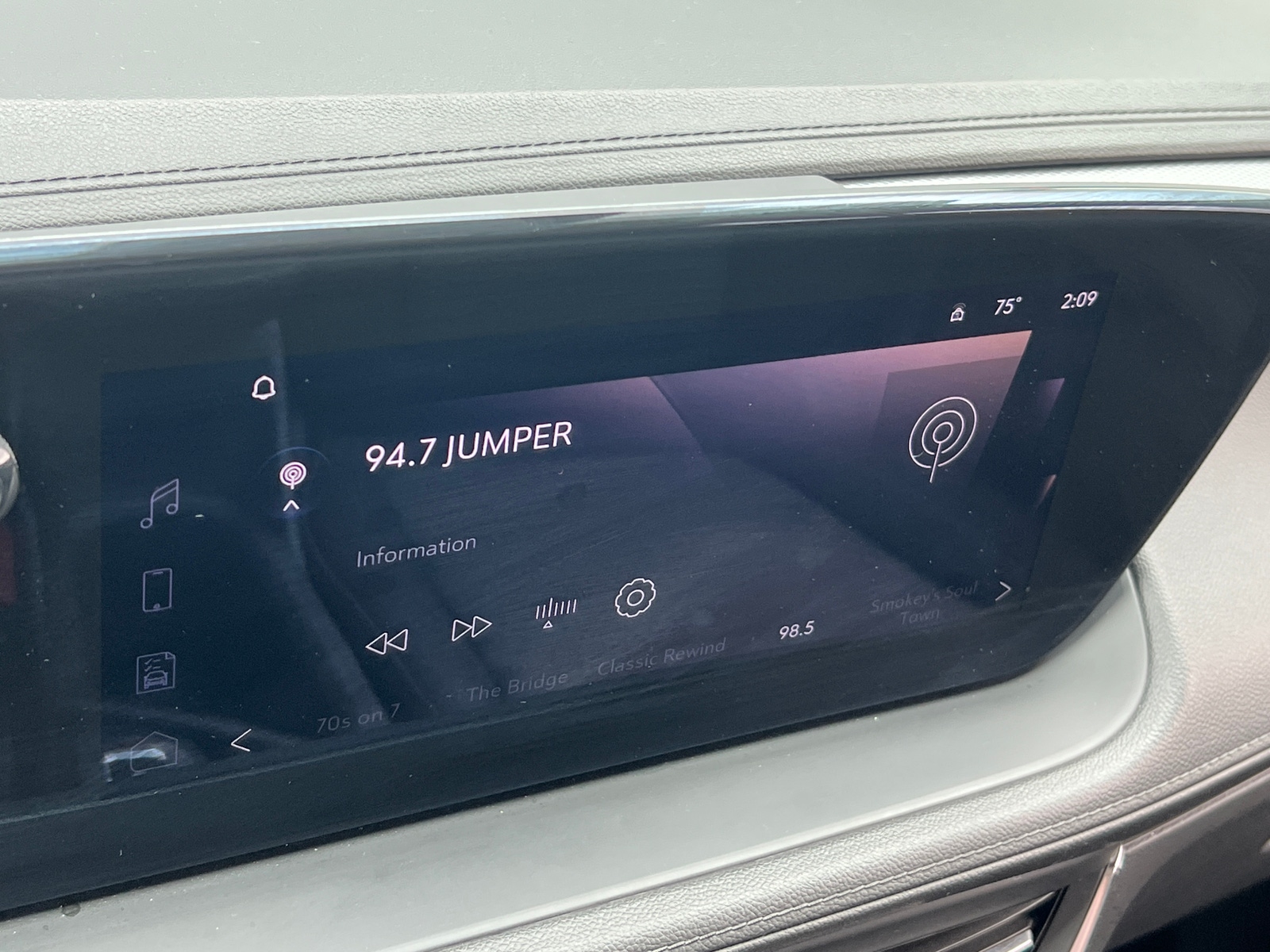 Thumbnail: 2025 Buick Encore GX - 4