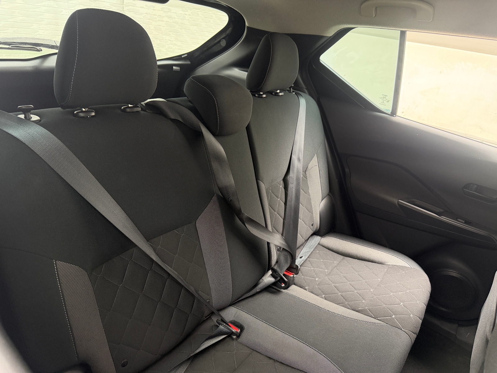 Thumbnail: 2018 Nissan Kicks - 6