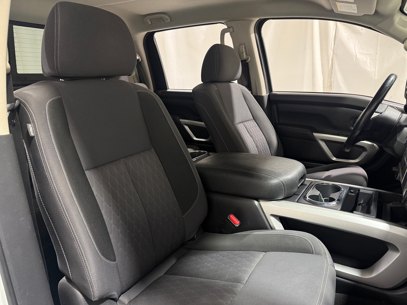 Thumbnail: 2021 Nissan Titan - 2