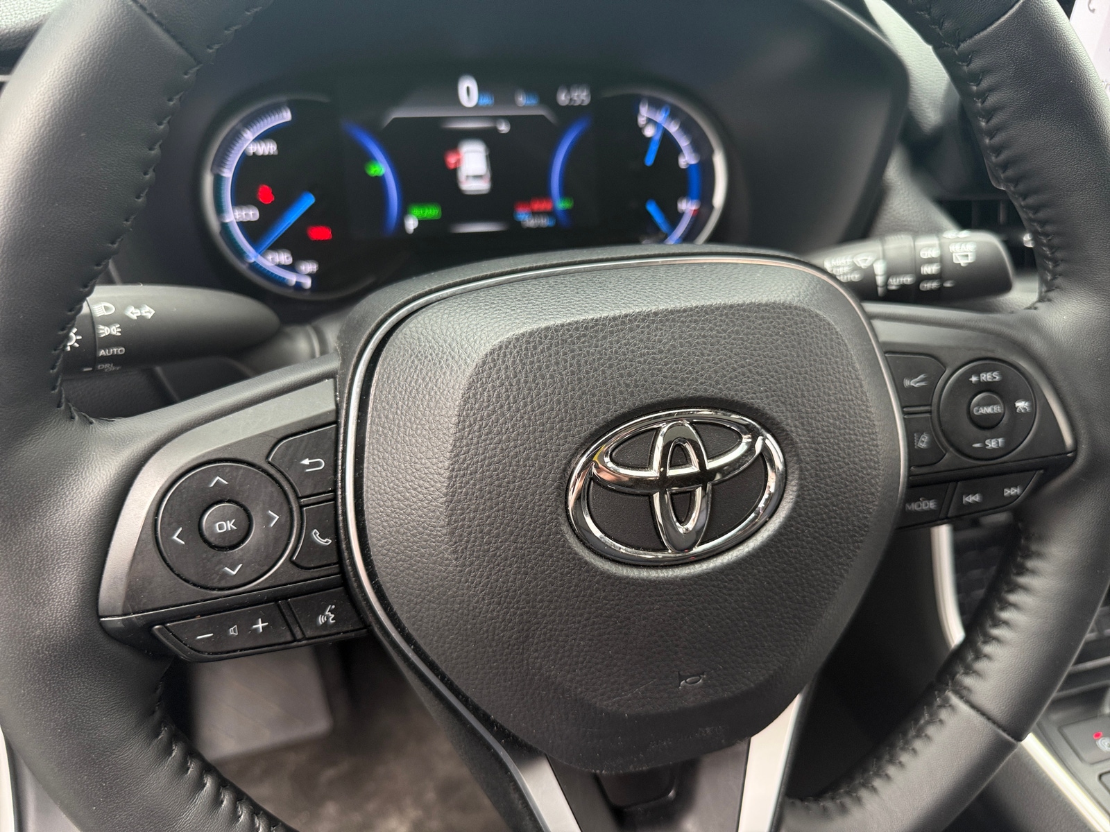 Thumbnail: 2025 Toyota RAV4 - 5