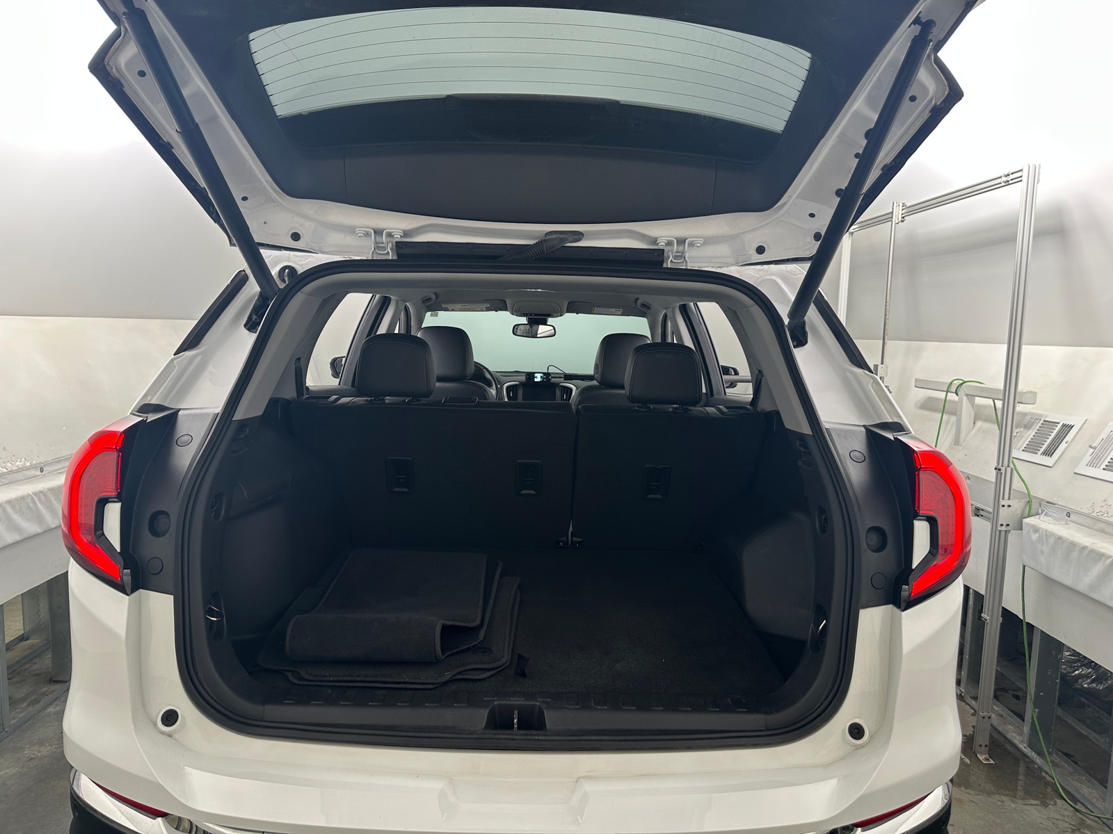 Thumbnail: 2023 GMC Terrain - 6