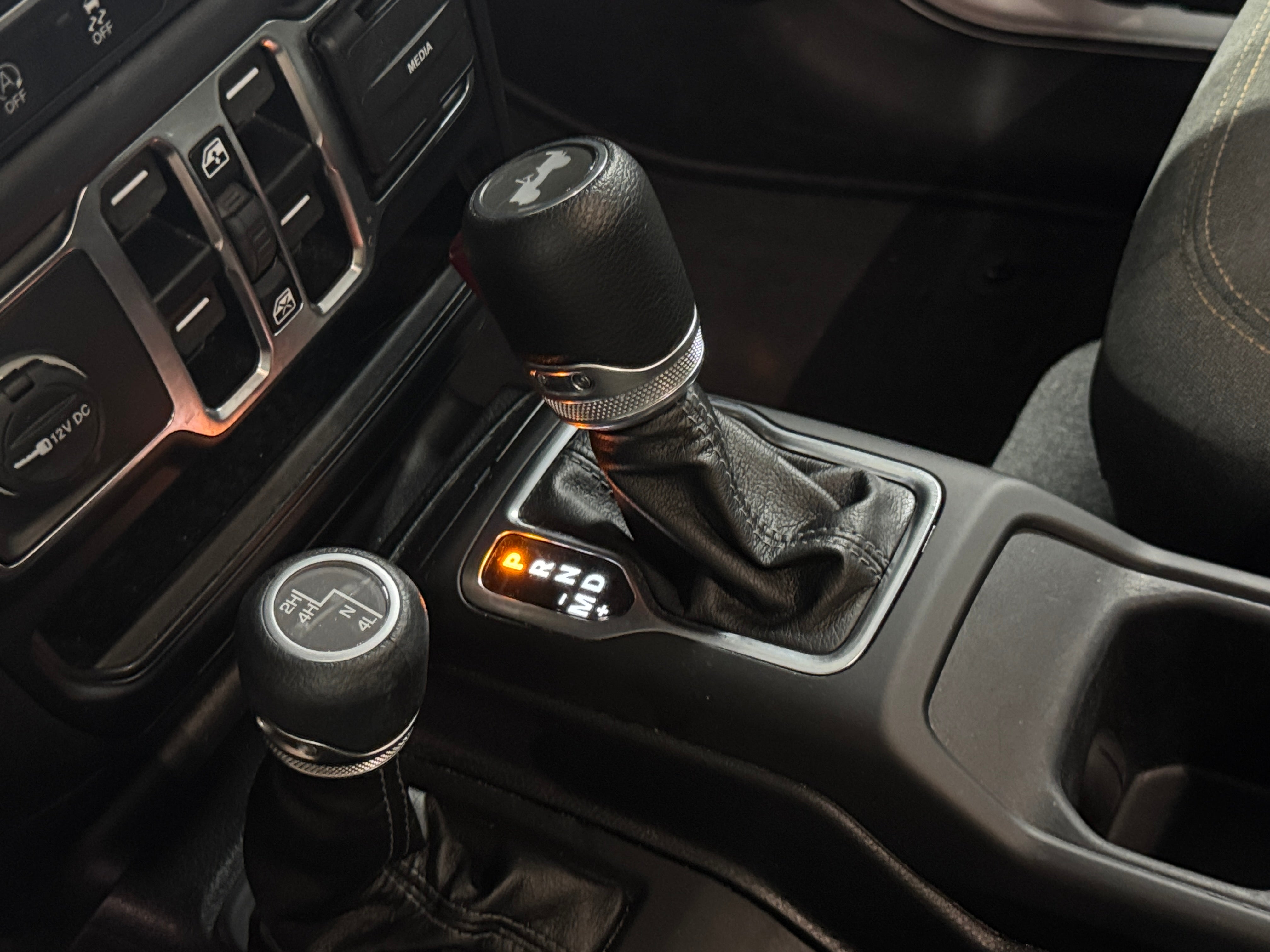 2025 Jeep Wrangler 4-Door Sahara - Photo 7