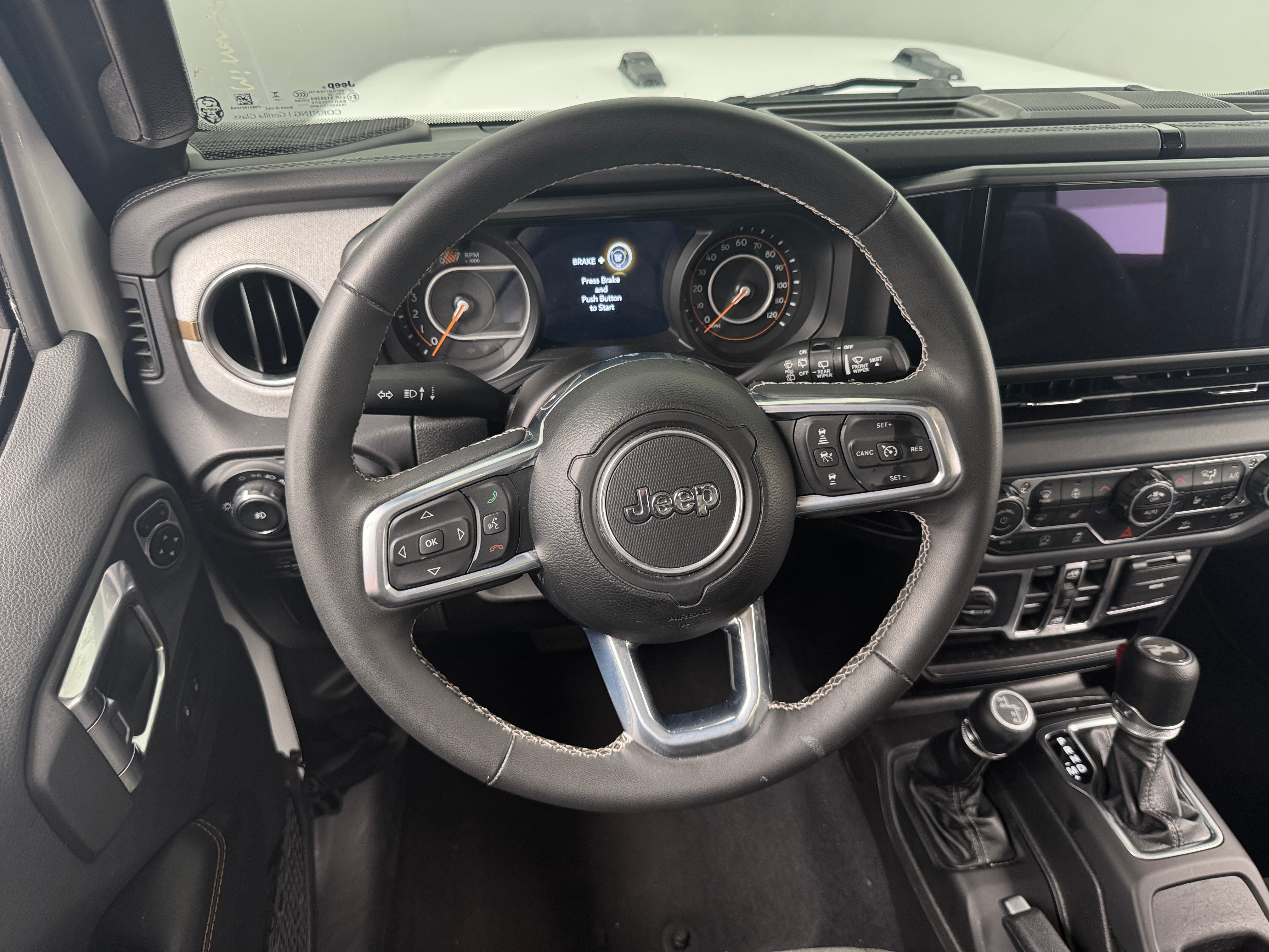 2025 Jeep Wrangler 4-Door Sahara - Photo 8