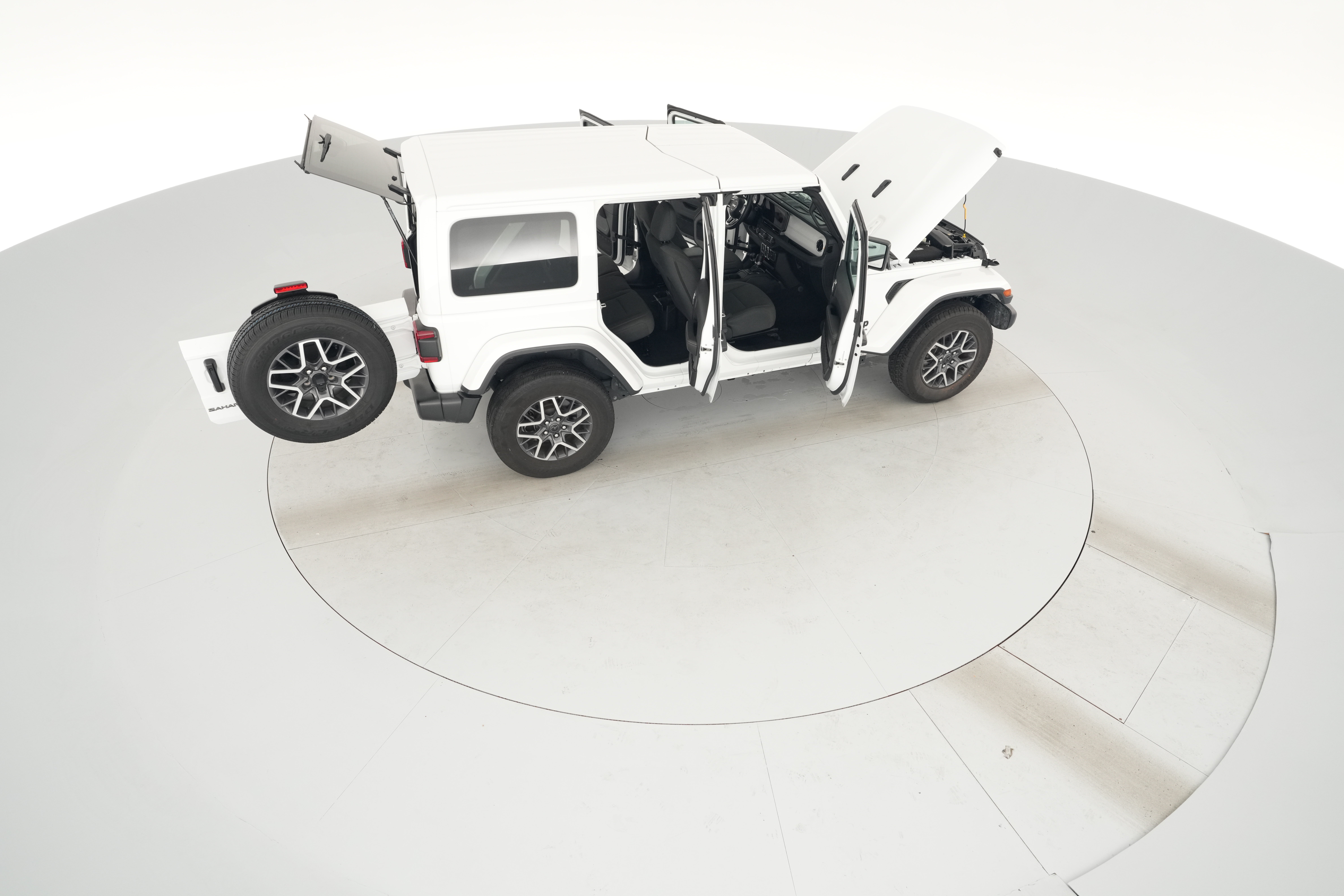 2025 Jeep Wrangler 4-Door Sahara - Photo 48