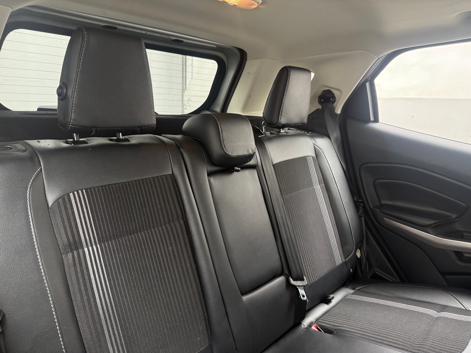 Thumbnail: 2019 Ford EcoSport - 5