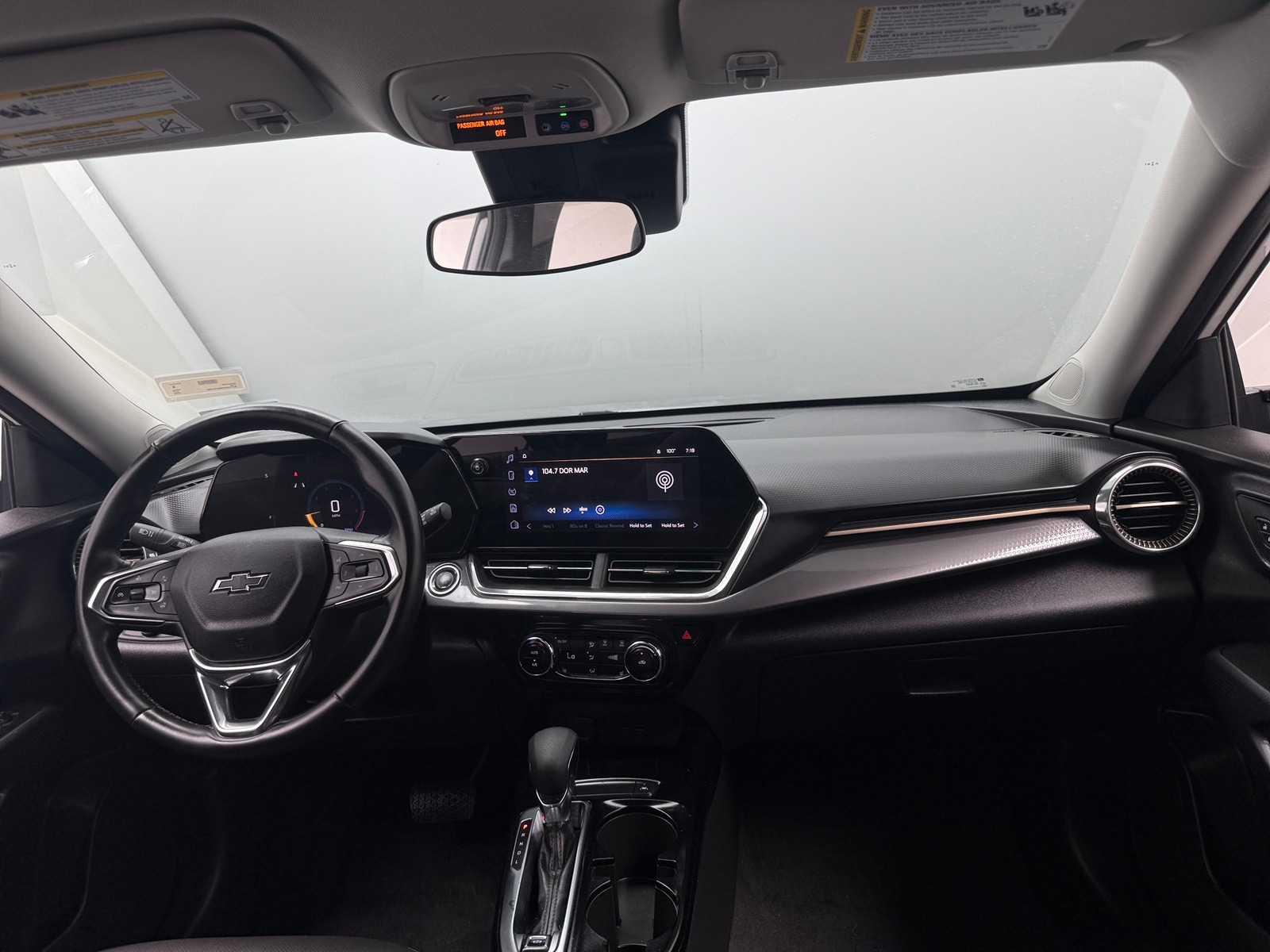 Thumbnail: 2025 Chevrolet Trax - 2