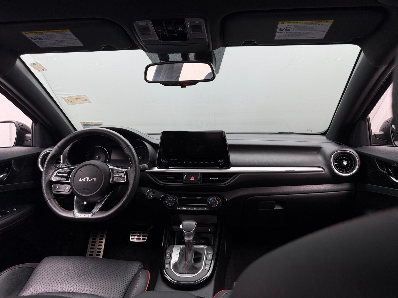 Thumbnail: 2023 Kia Forte - 3