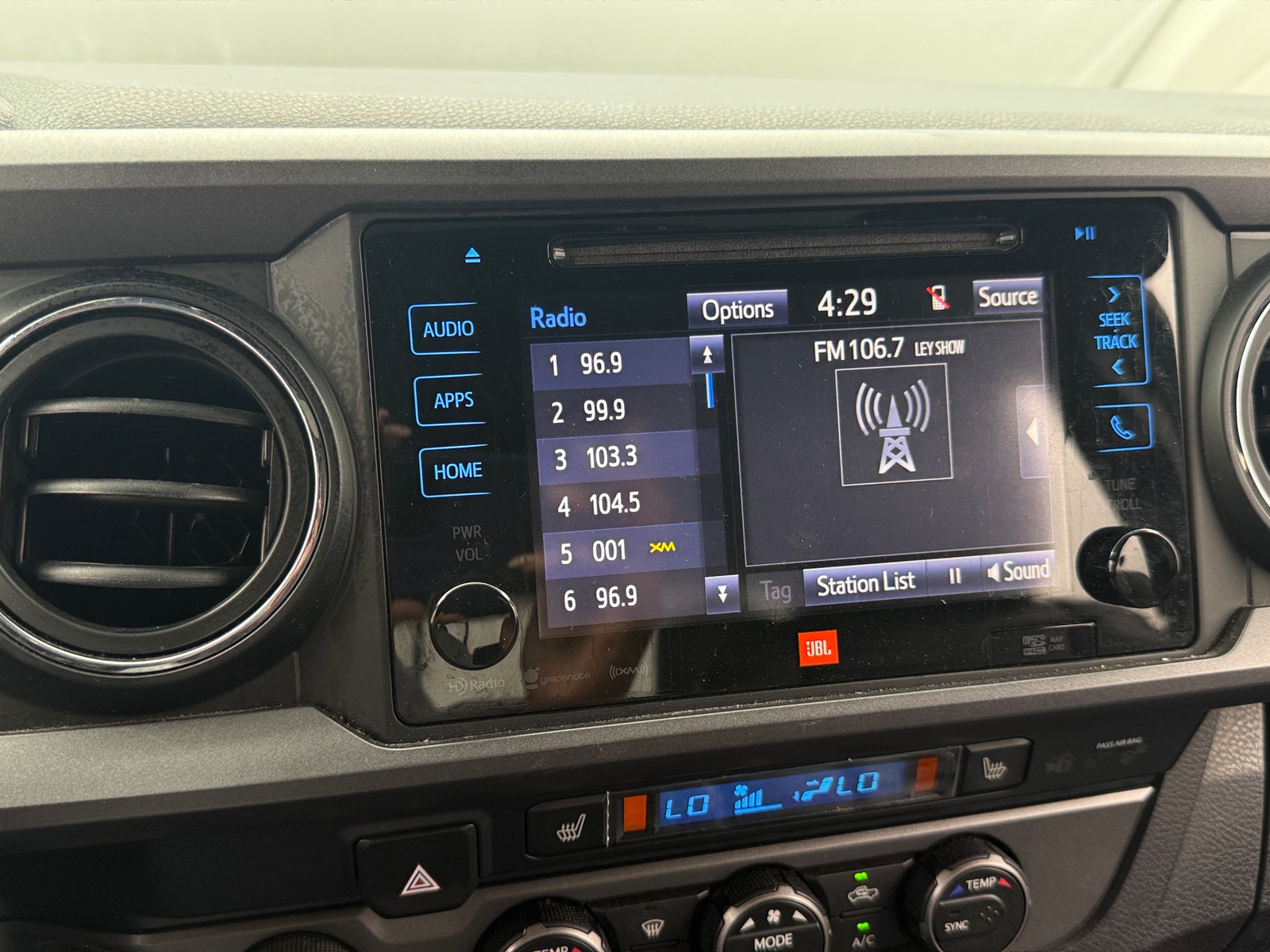 Thumbnail: 2019 Toyota Tacoma - 4