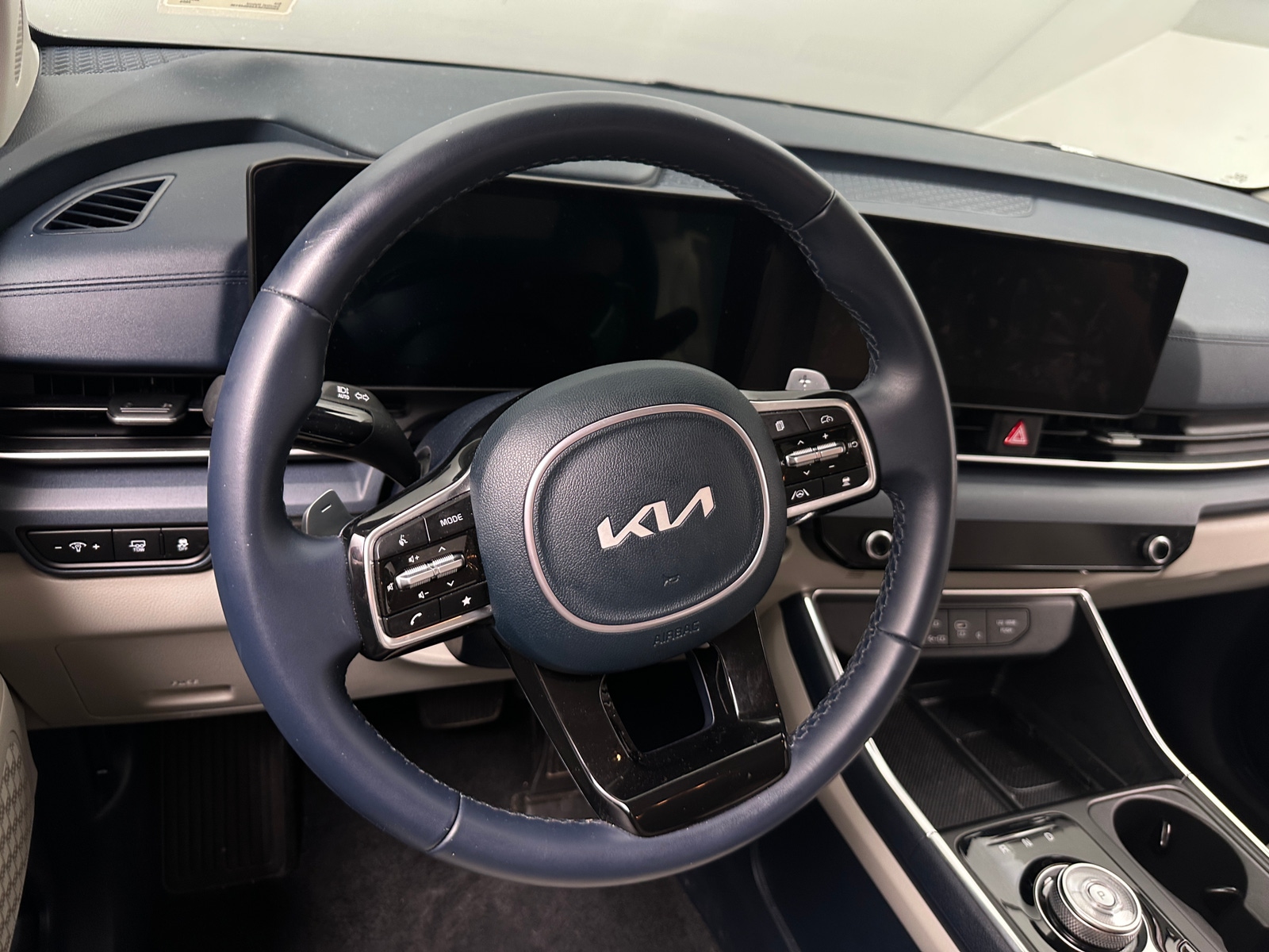 Thumbnail: 2025 Kia Carnival - 4