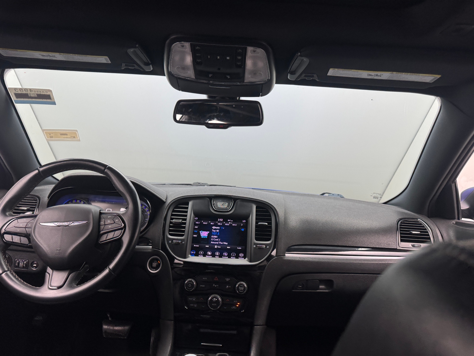 Thumbnail: 2018 Chrysler 300 - 2
