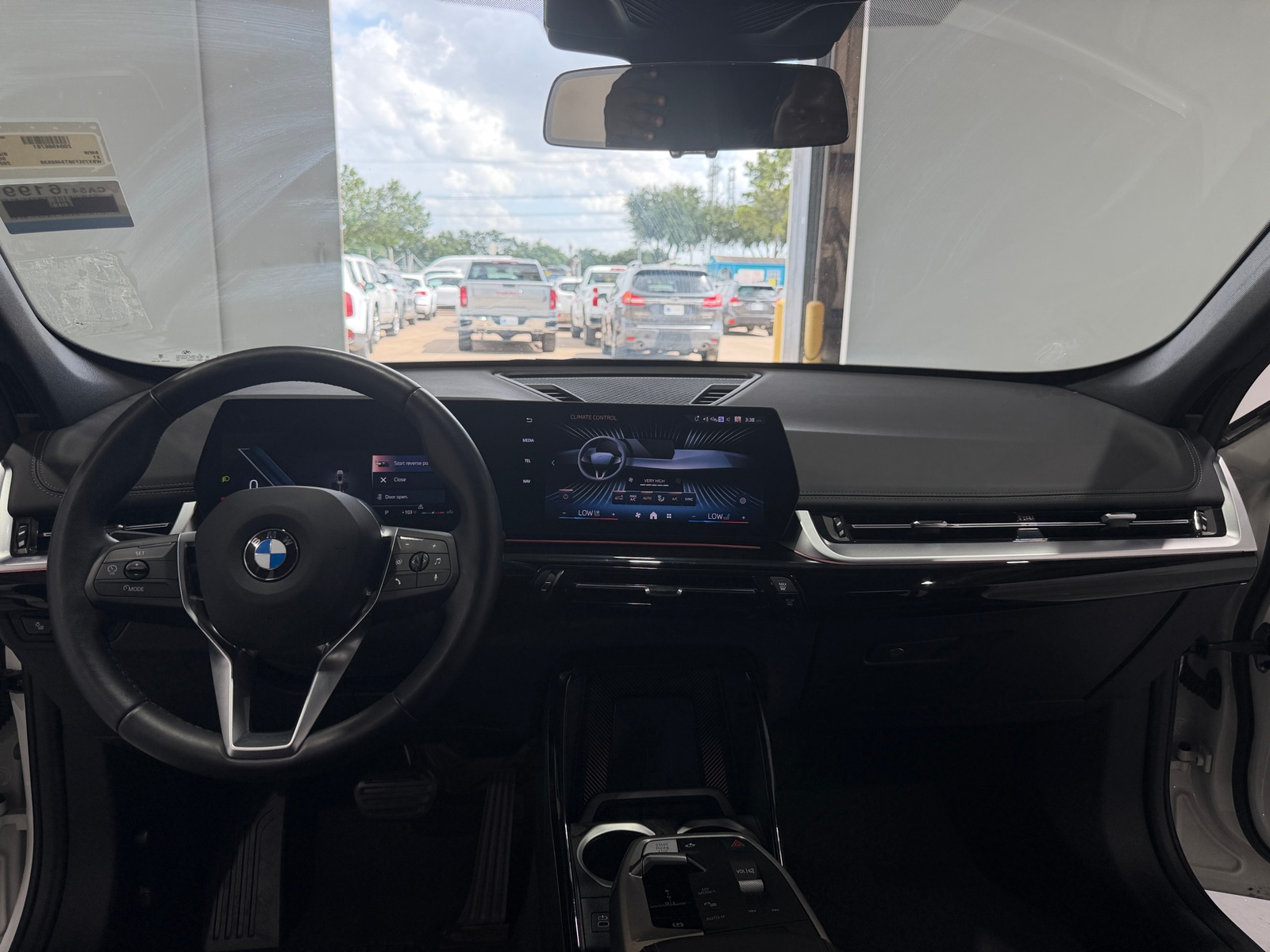 Thumbnail: 2026 BMW X1 - 2