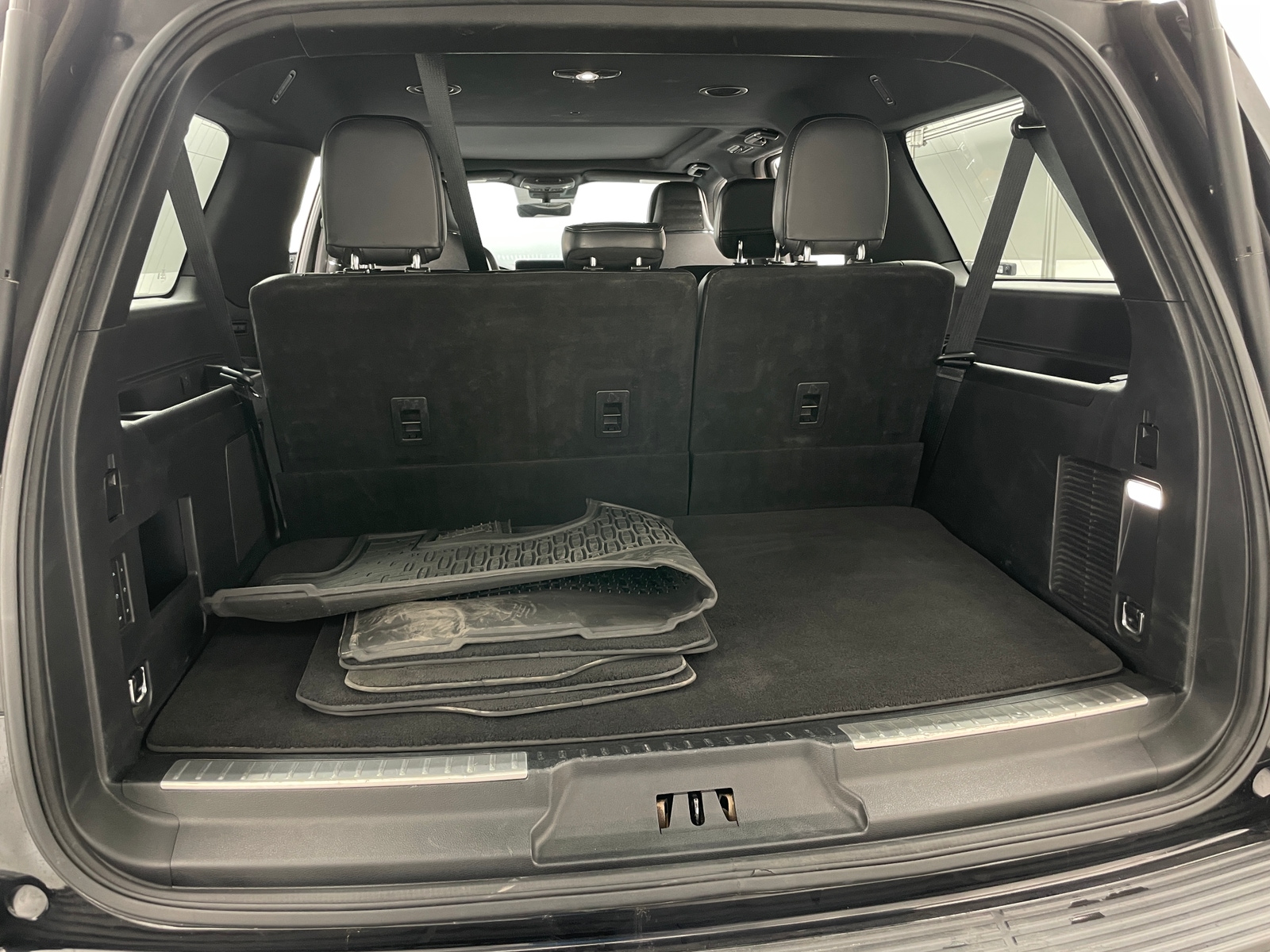Thumbnail: 2019 Lincoln Navigator L - 6