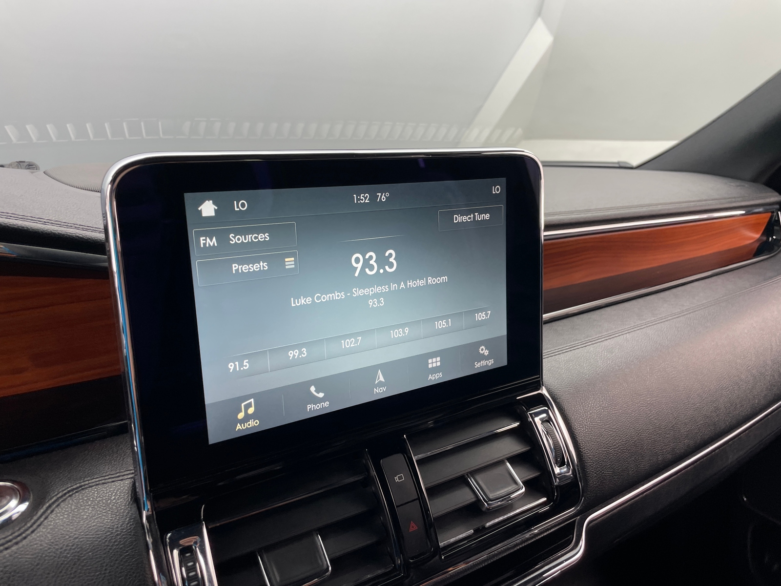 Thumbnail: 2019 Lincoln Navigator L - 3