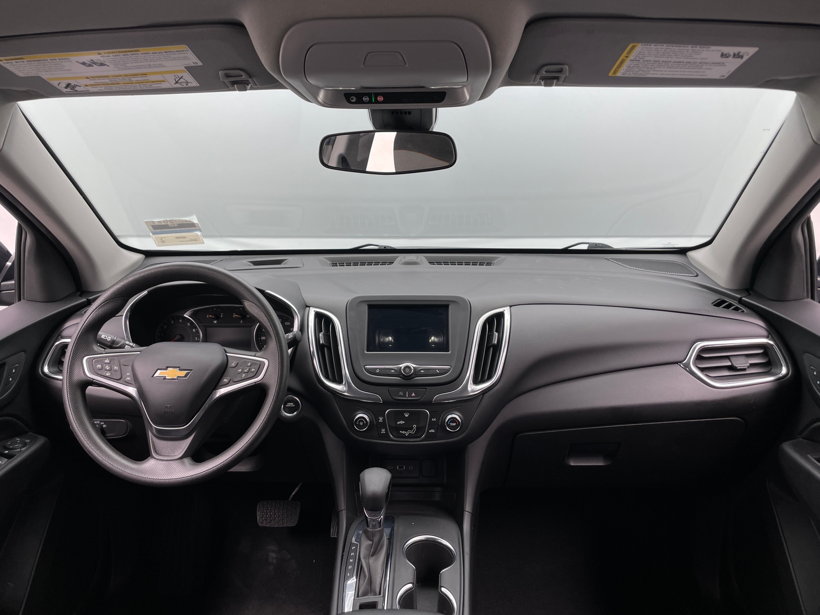 Thumbnail: 2022 Chevrolet Equinox - 3