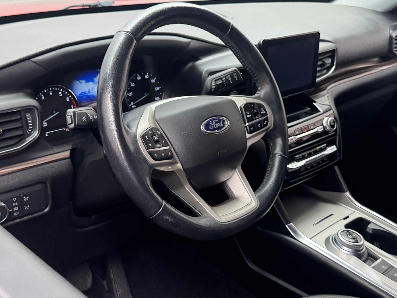 Thumbnail: 2021 Ford Explorer - 4