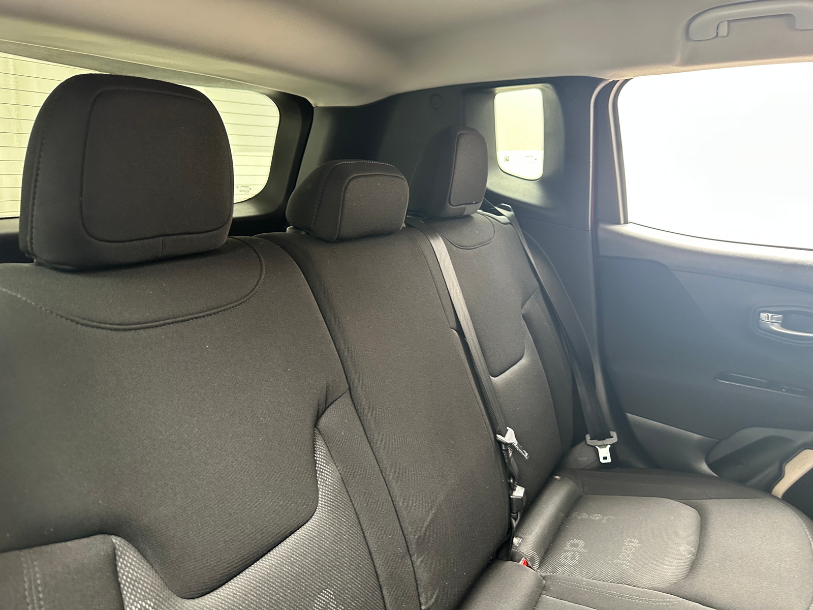 Thumbnail: 2016 Jeep Renegade - 6