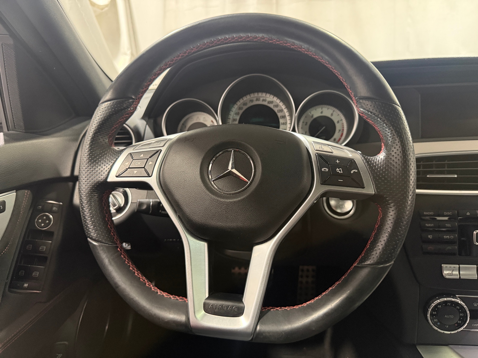 Thumbnail: 2013 Mercedes-Benz C-Class - 5