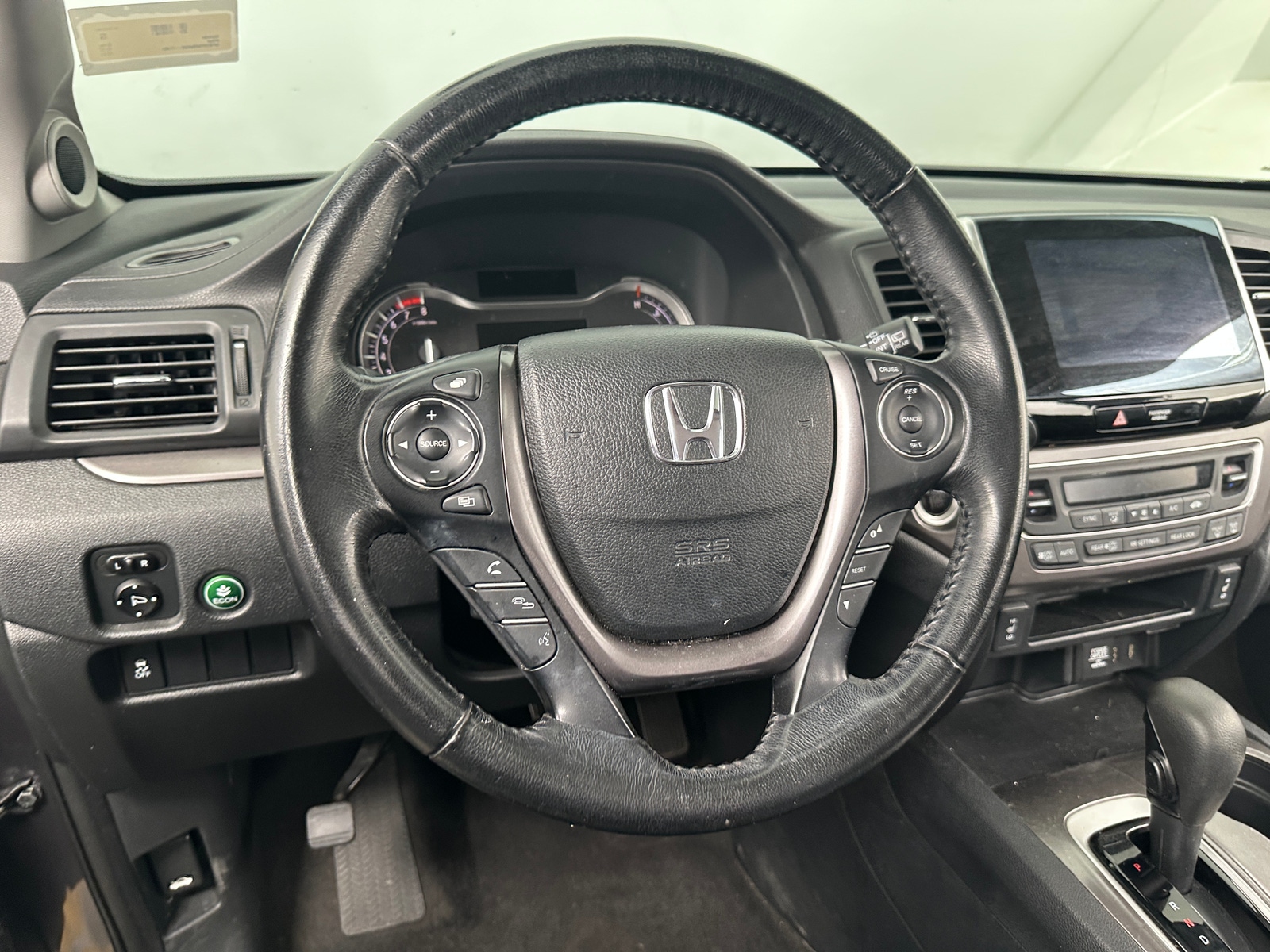 Thumbnail: 2016 Honda Pilot - 4