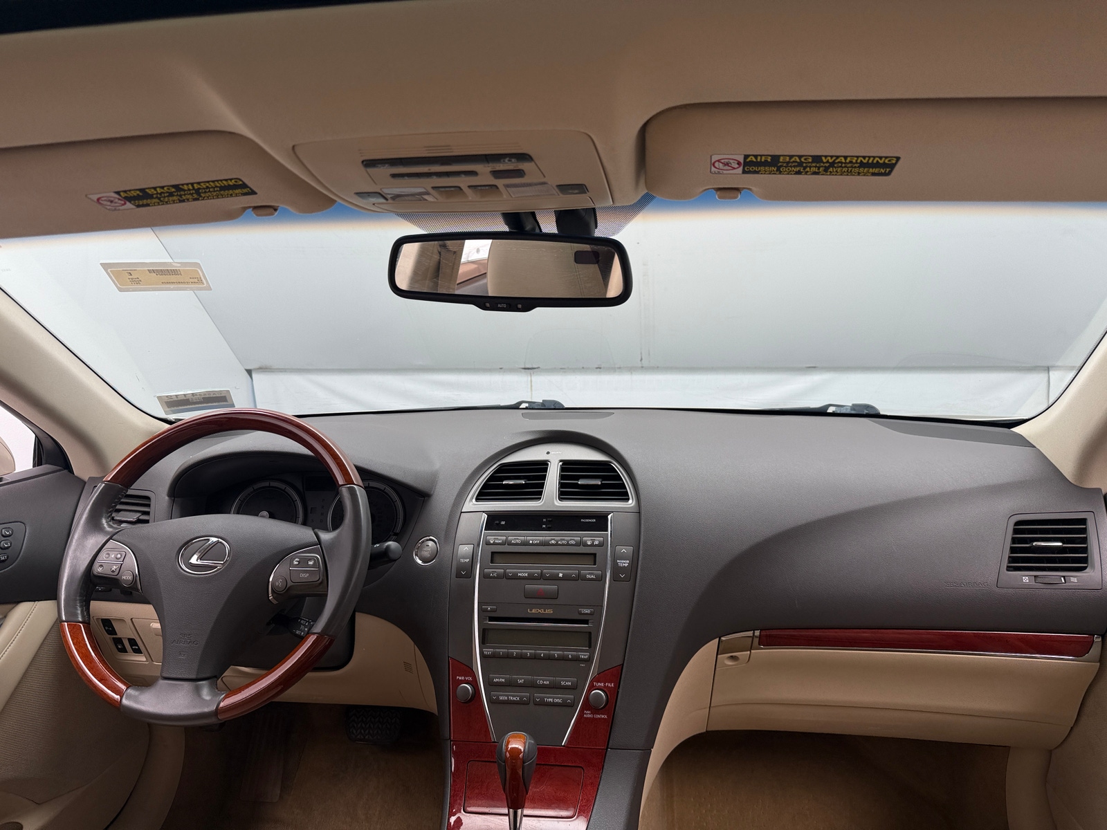 Thumbnail: 2011 Lexus ES - 2