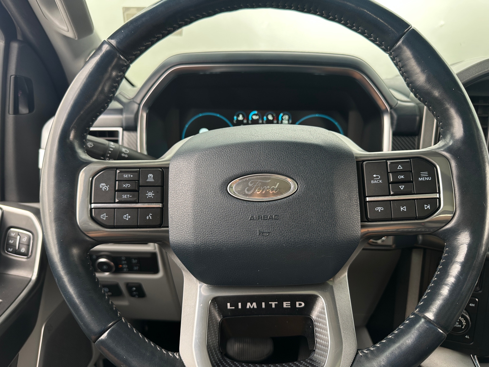 Thumbnail: 2022 Ford Econoline - 4
