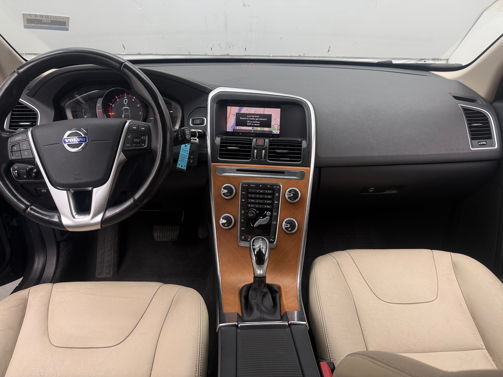 Thumbnail: 2017 Volvo XC60 - 2