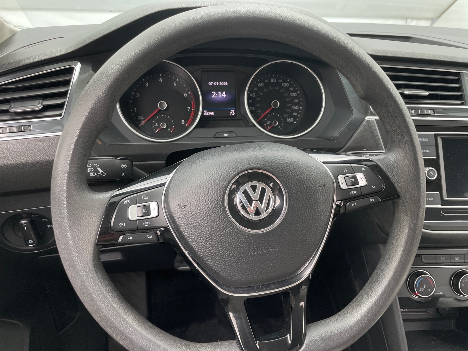 Thumbnail: 2019 Volkswagen Tiguan - 5